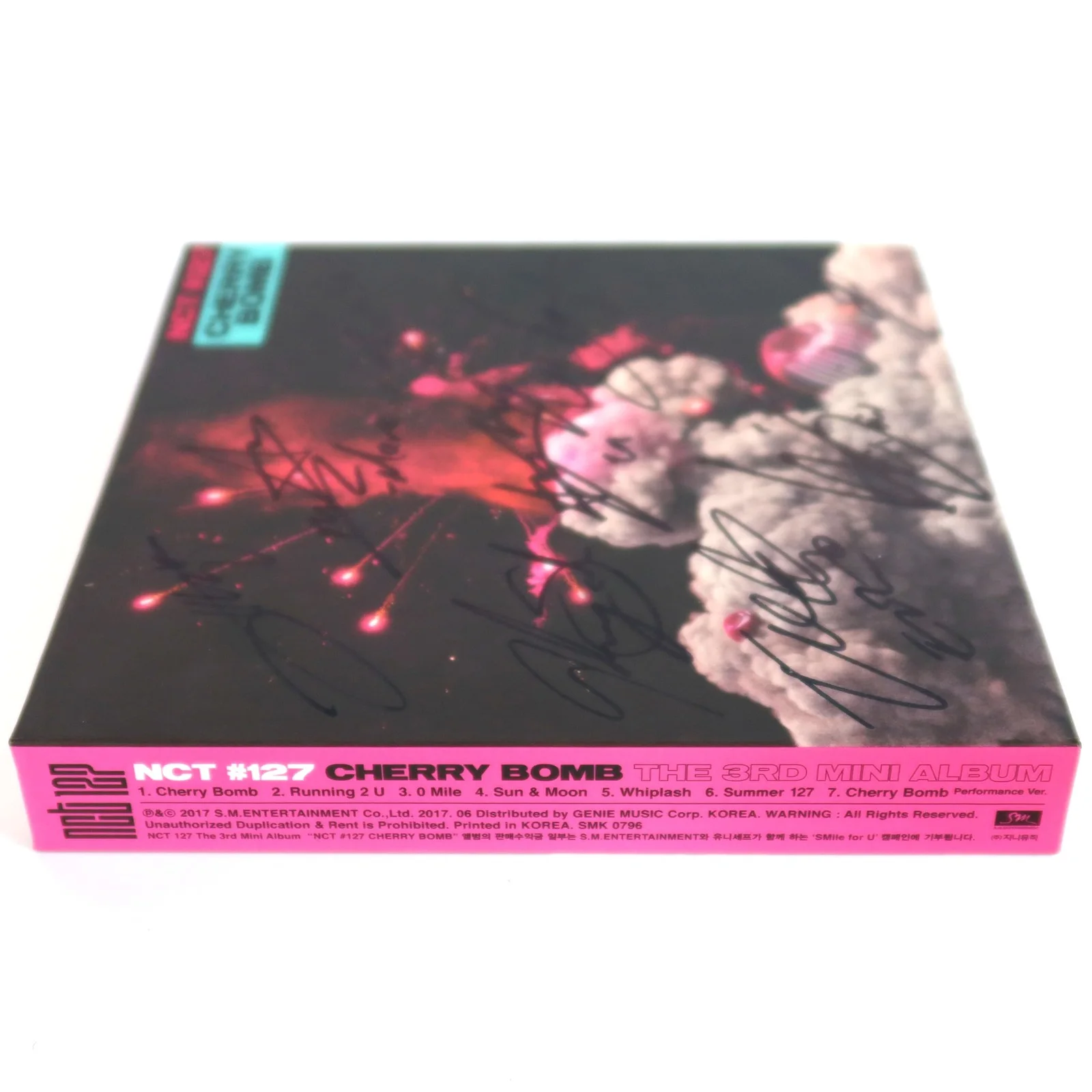 NCT 127 - Cherry Bomb 3rd Mini Album Signed Autographed Promo CD 2017, изображение 3