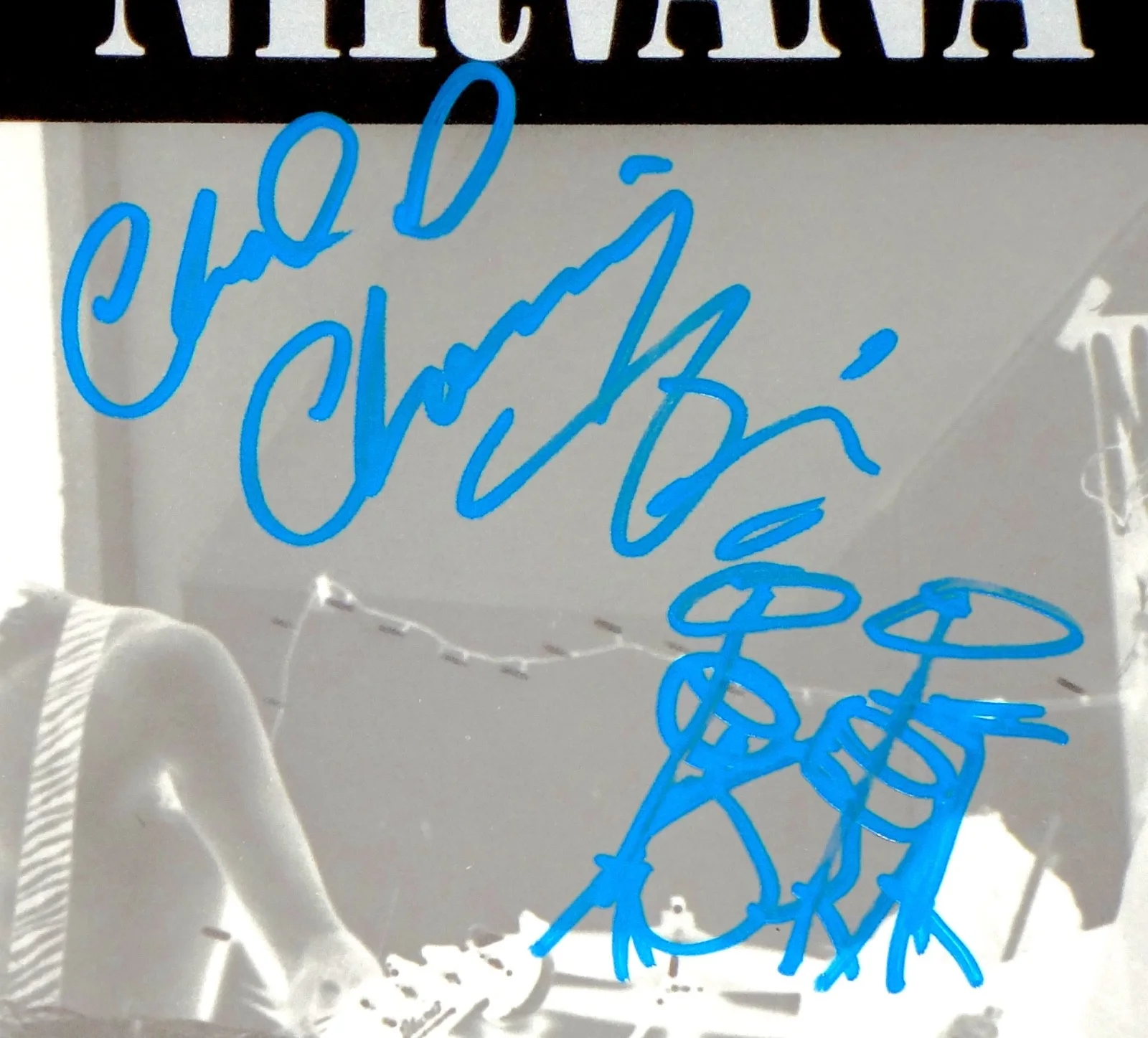 NIRVANA HAND SIGNED AUTOGRAPHED BLEACH VINYL ALBUM! RARE WITH EXACT PROOF + COA!, изображение 3