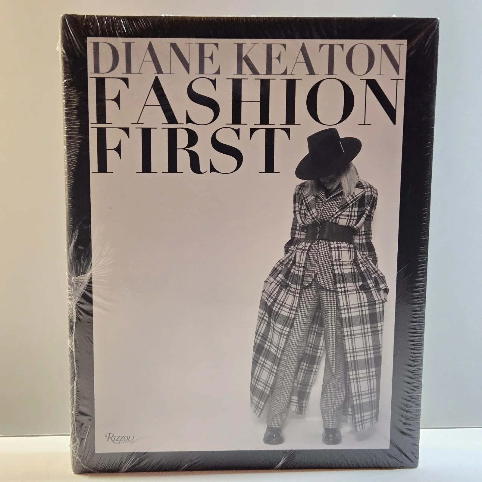 Diane Keaton SIGNED Fashion First Autographed Book BAM Exclusive Sealed NEW, изображение 5