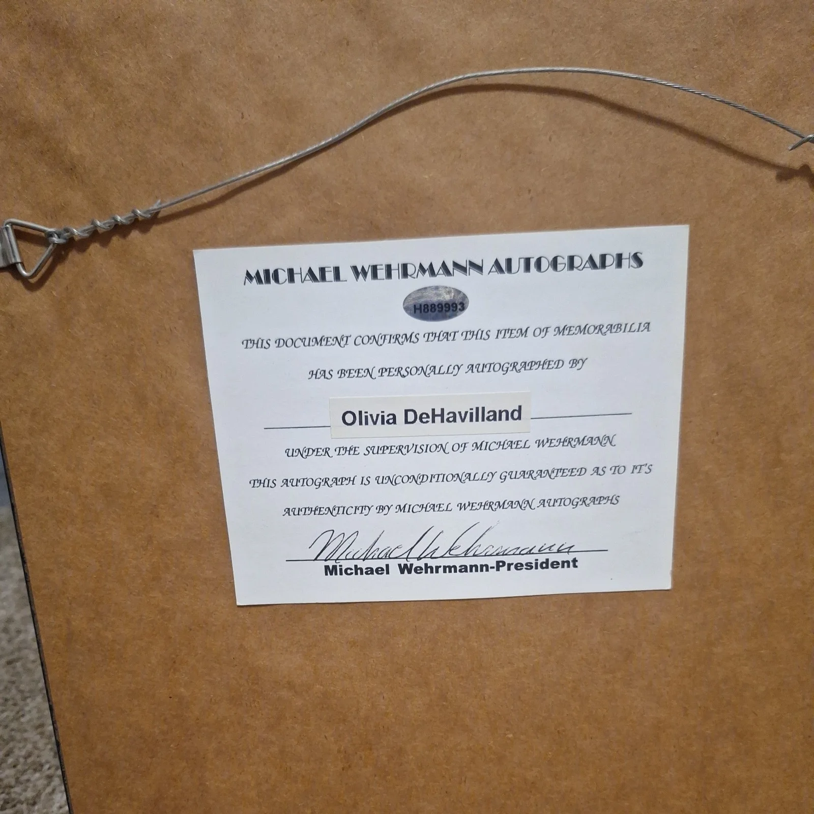 OLIVIA DE HAVILLAND SIGNED PHOTO AS MELANIE GONE WITH THE WIND FRAMED WITH COA, изображение 5