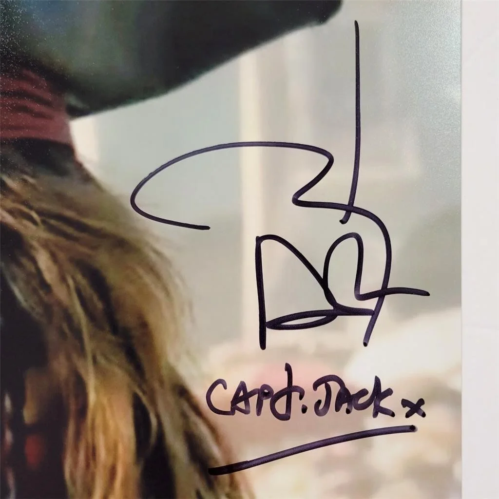 Johnny Depp — Johnny Depp signed "Captain Jack" Pirates of Carribbean 11x14 Photo PSA 10 Auto, изображение 2
