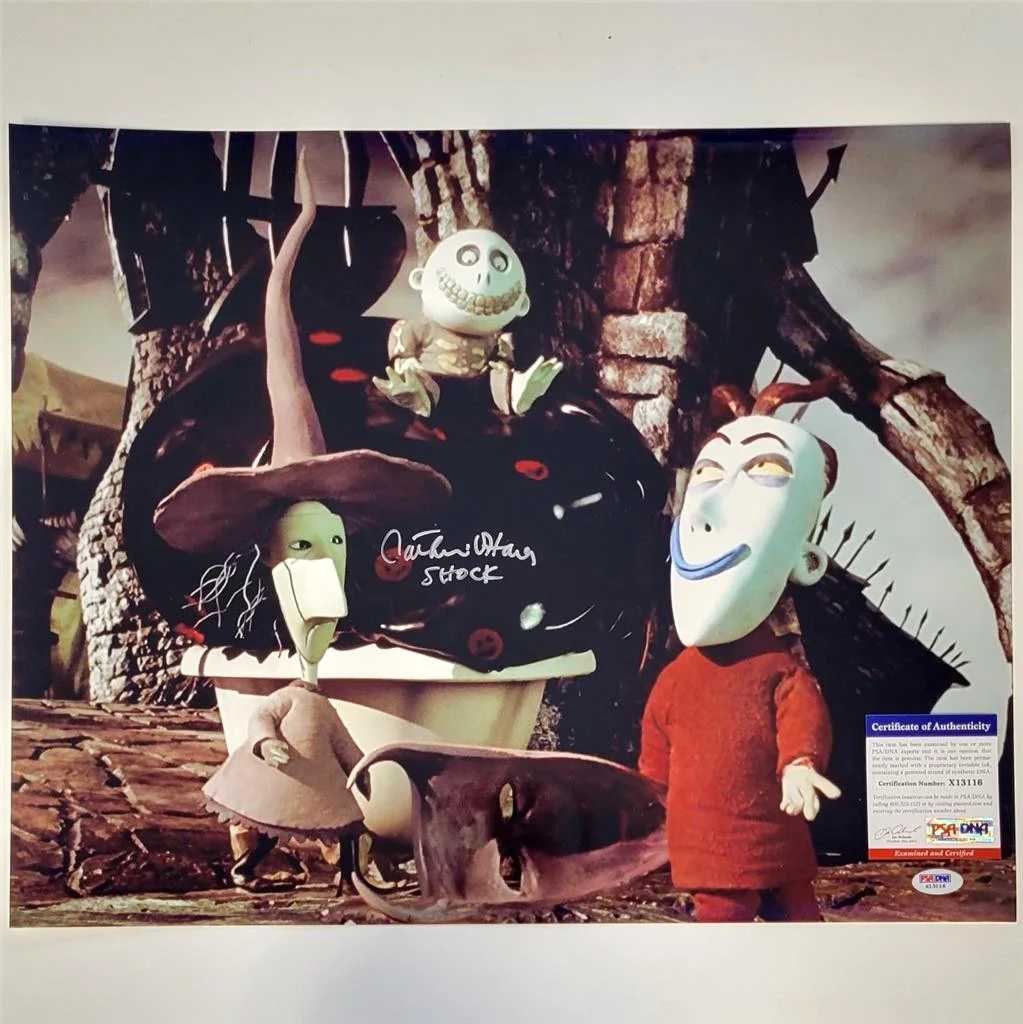 Catherine O'Hara — Catherine O'Hara Signed "Shock" Nightmare Before Christmas 16x20 Photo auto PSA