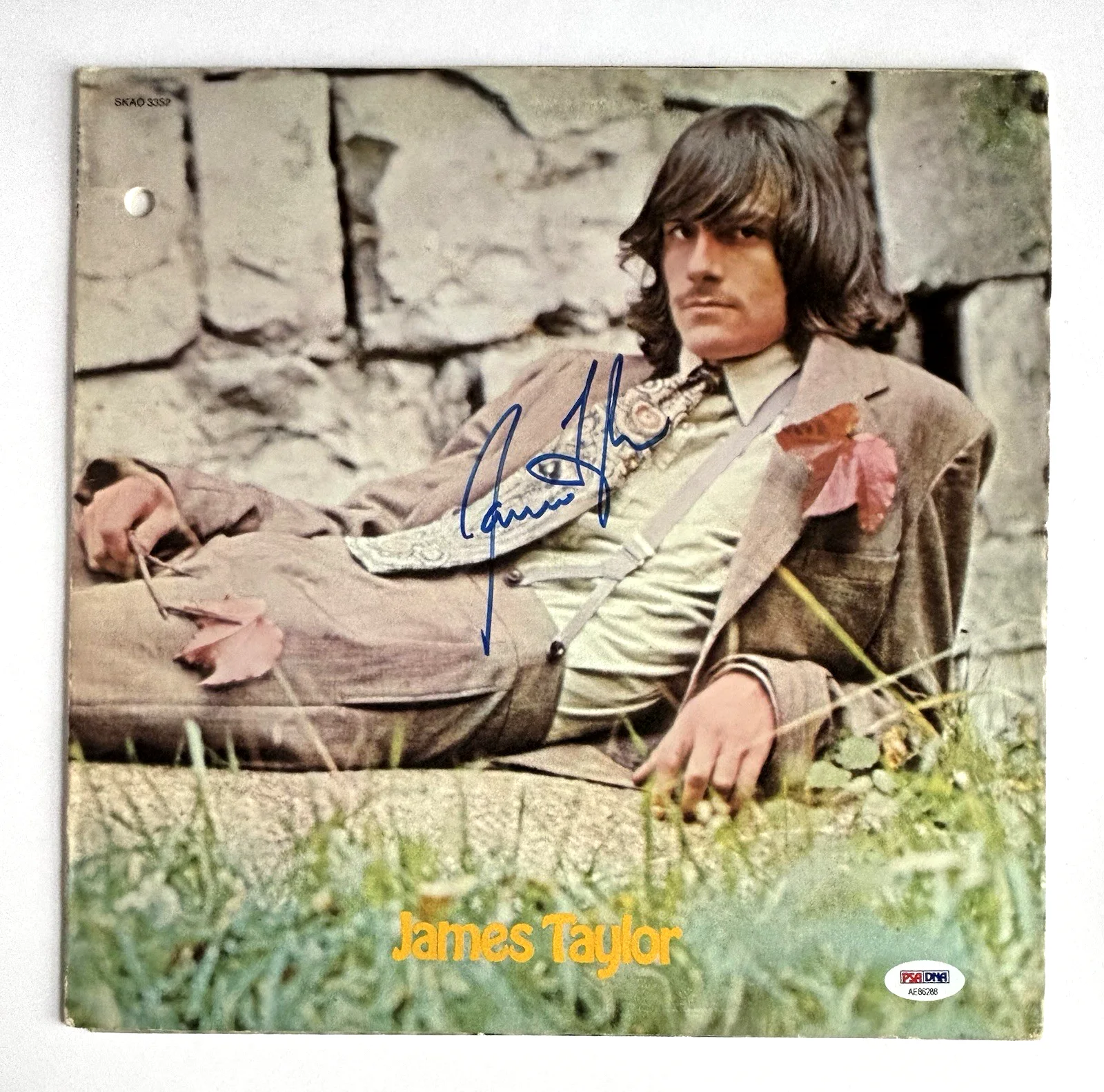 JAMES TAYLOR Signed SELF TITLED Vinyl LP Record PSA DNA COA Apple Records, image 2