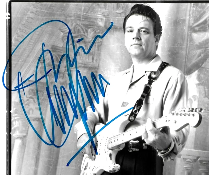 Jimmie Vaghan signed 8x10 black & white promo photo, изображение 2