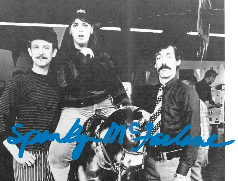 Spanky and Our Gang 8x10 black & white promo photo signed by Spanky McFarlane, изображение 2
