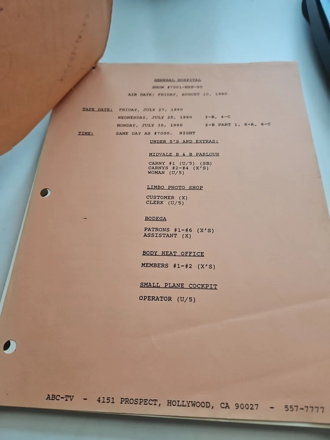 Scott Thompson Baker, Jennifer Guthrie, Robert Fontaine — ORIGINAL SCRIPT GENERAL HOSPITAL AUTOGRAPHED SHOW#7001-HSP-90. AIRED 8/10/1990, image 2