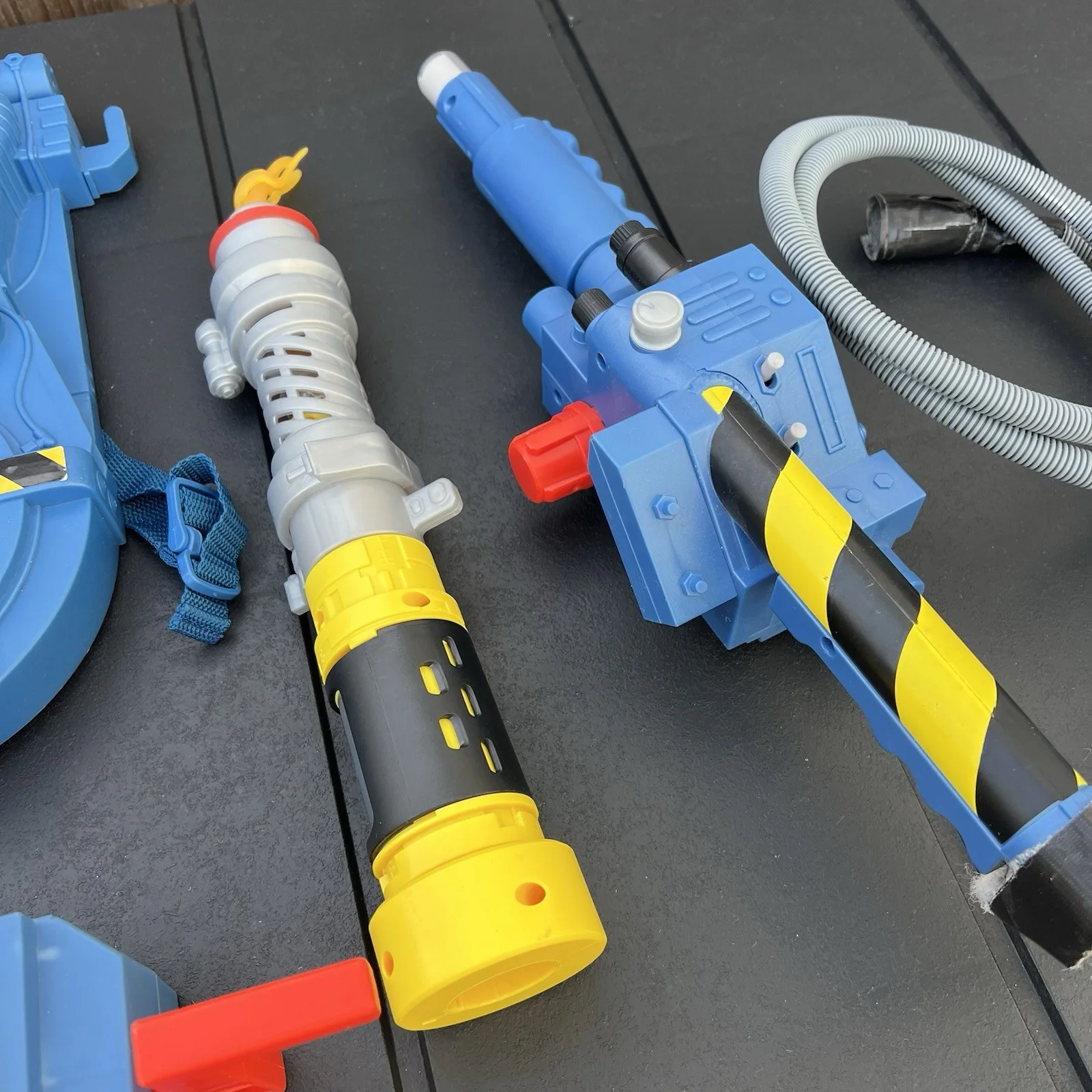 Hasbro Ghostbusters Proton Pack Blaster Lights Sounds Role Play Costume, image 3