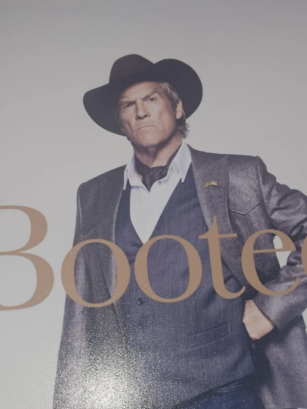 JEFF BRIDGES ORIGINAL AUTOGRAPH WITH COA, BOOTED. 9X12 INCHES, KINGSMAN PHOTO, image 3