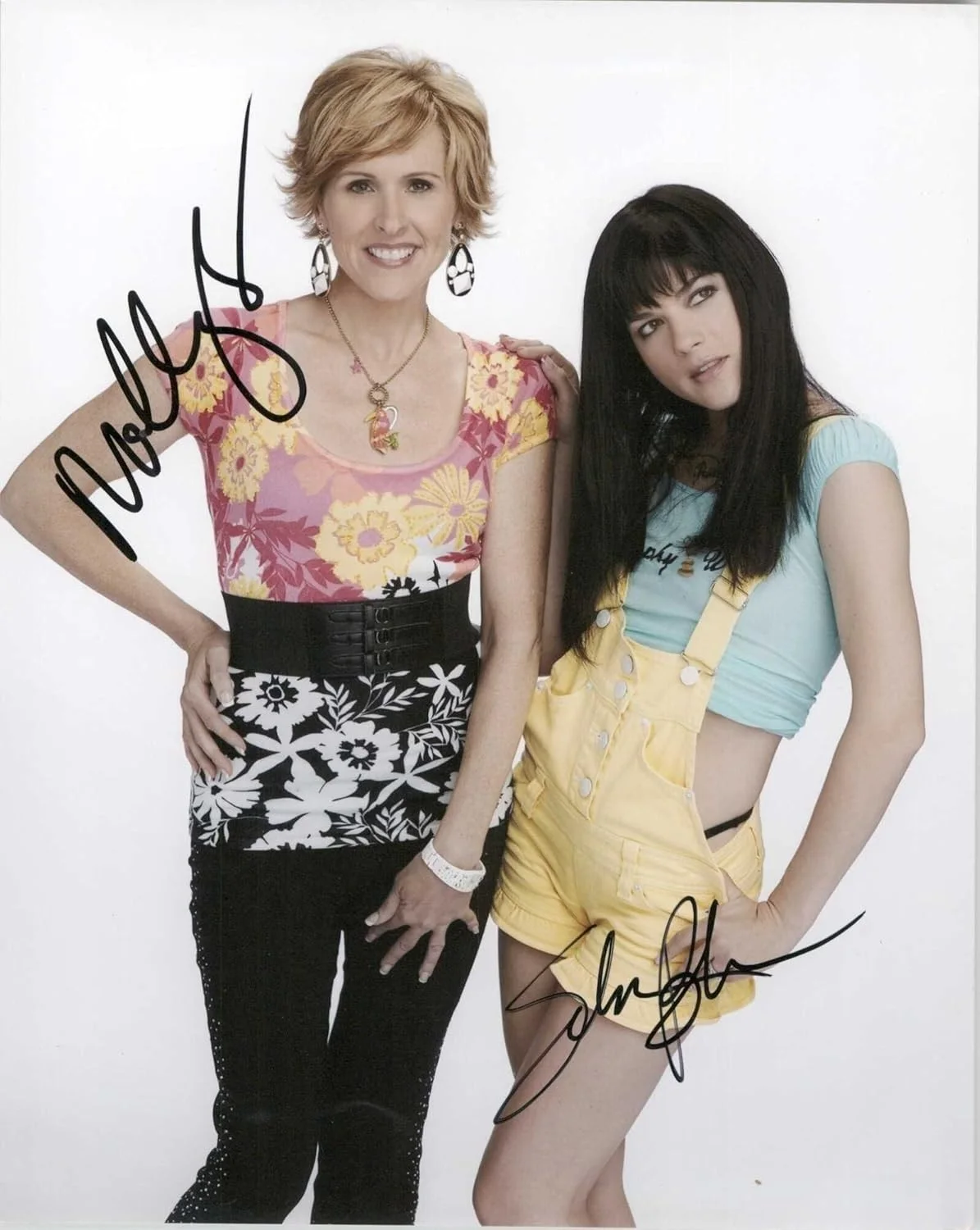 Selma Blair — Molly Shannon & Selma Blair Signed Autographed "Kath & Kim" Glossy 8x10 Photo