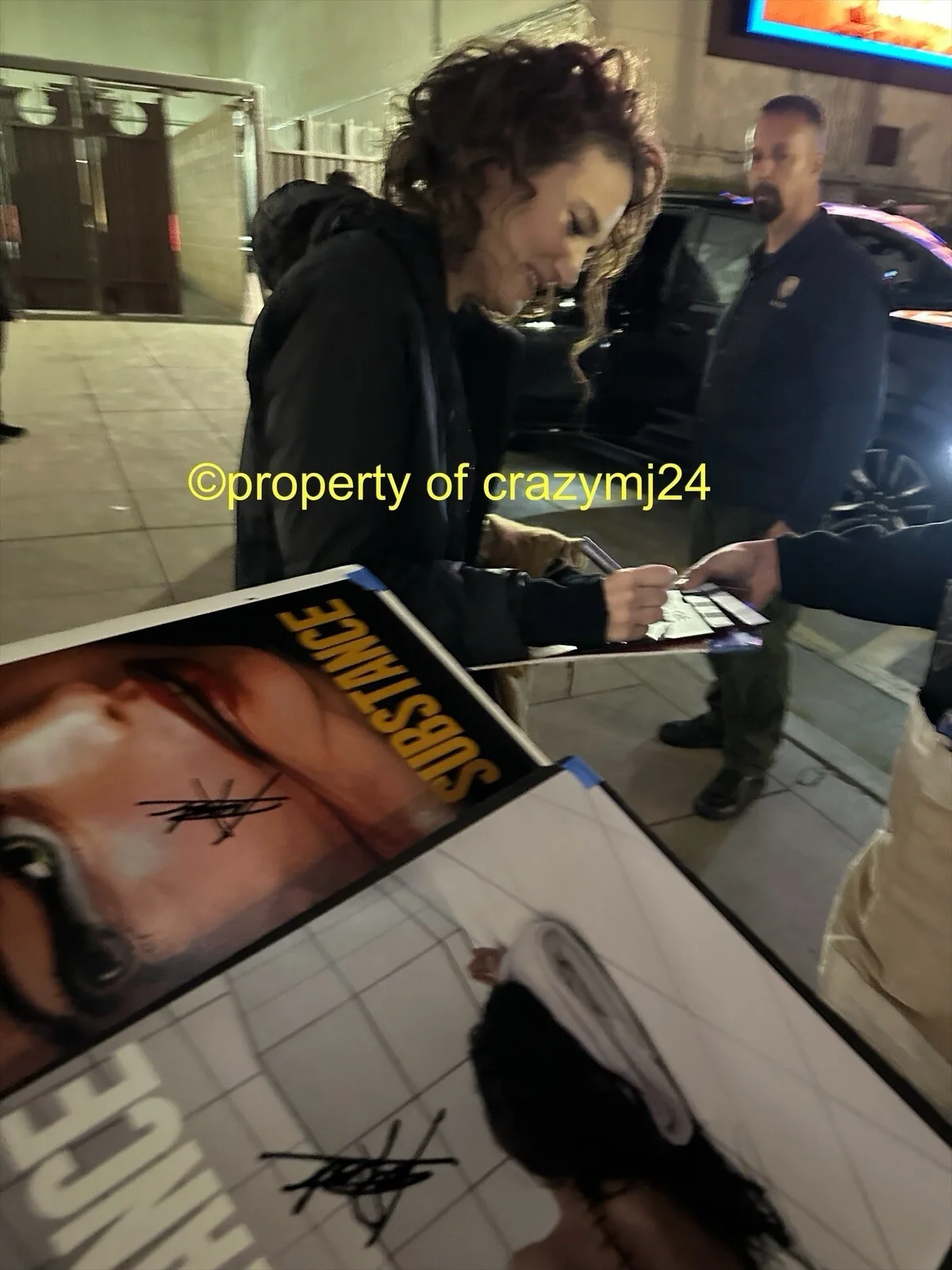 Demi Moore Margaret Qualley Signed The Substance Poster Autograph Proof PSA COA, изображение 5