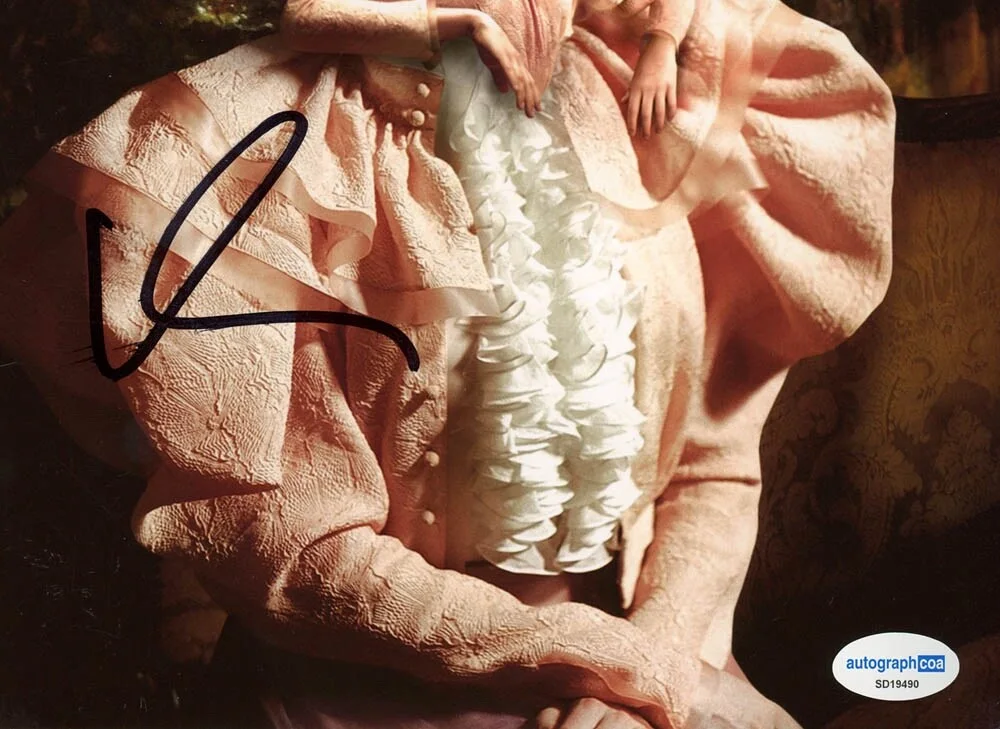 WILLEM DAFOE — Willem Dafoe signed "POOR THINGS" 8x10 Photo a PROOF Dr. Godwin Baxter ACOA COA, image 4
