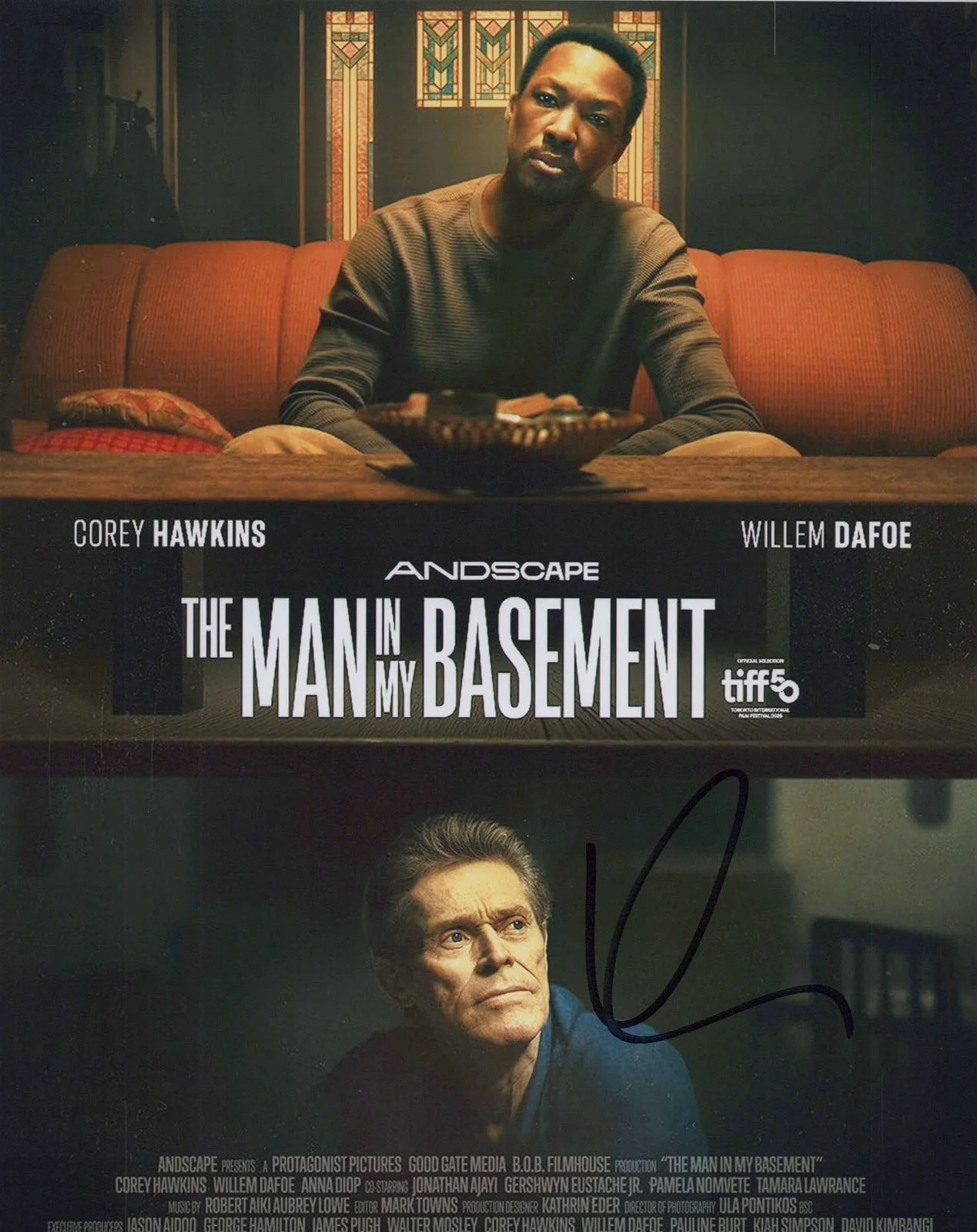 WILLEM DAFOE — Willem Dafoe signed "THE MAN IN MY BASEMENT" 8x10 Photo EXACT PROOF Anniston COA, изображение 2