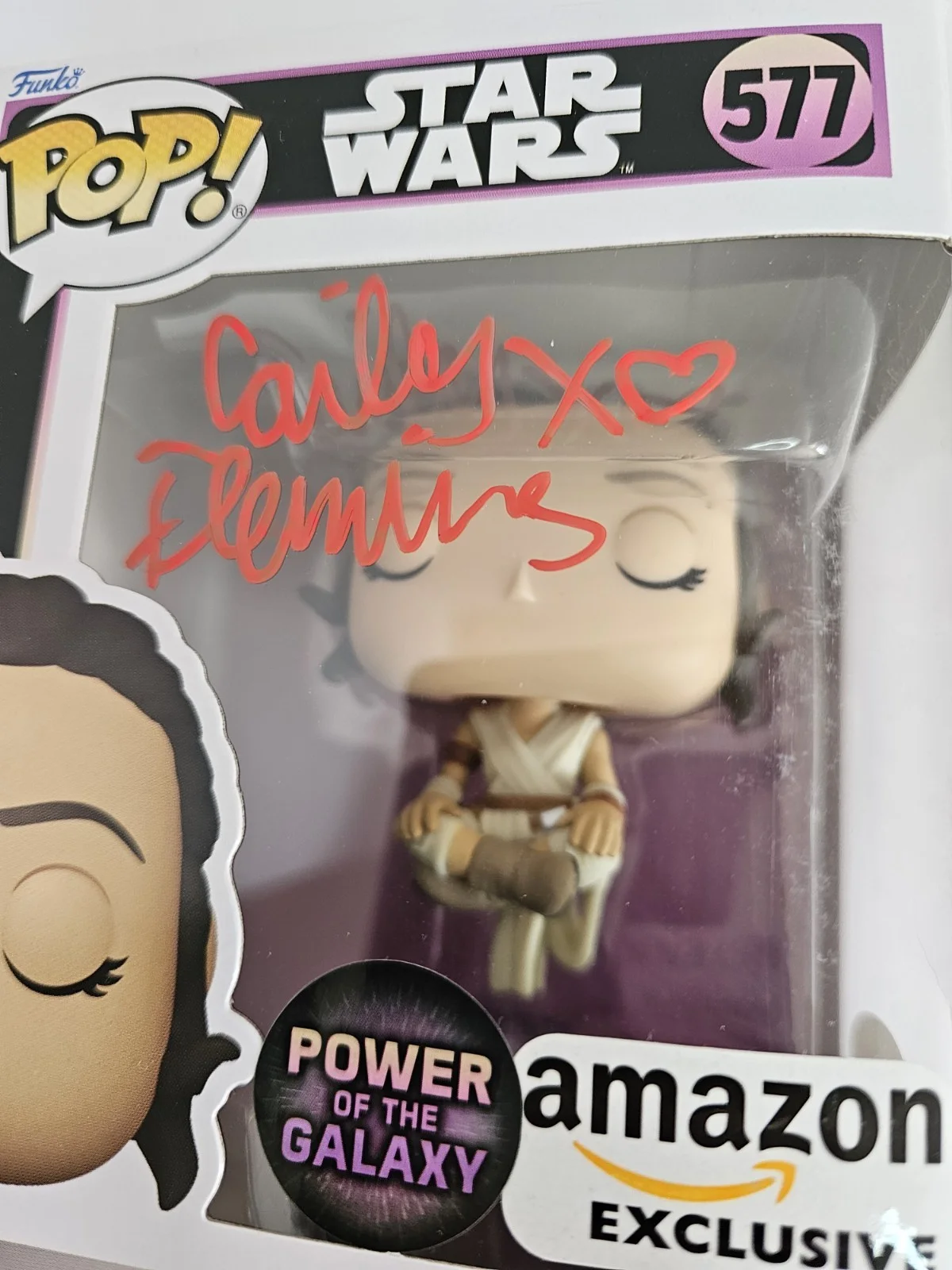 Cailey Fleming — Funko REY Power Of The Galaxy Star Wars Cailey Fleming signed JSA + Bonus Leia, изображение 3