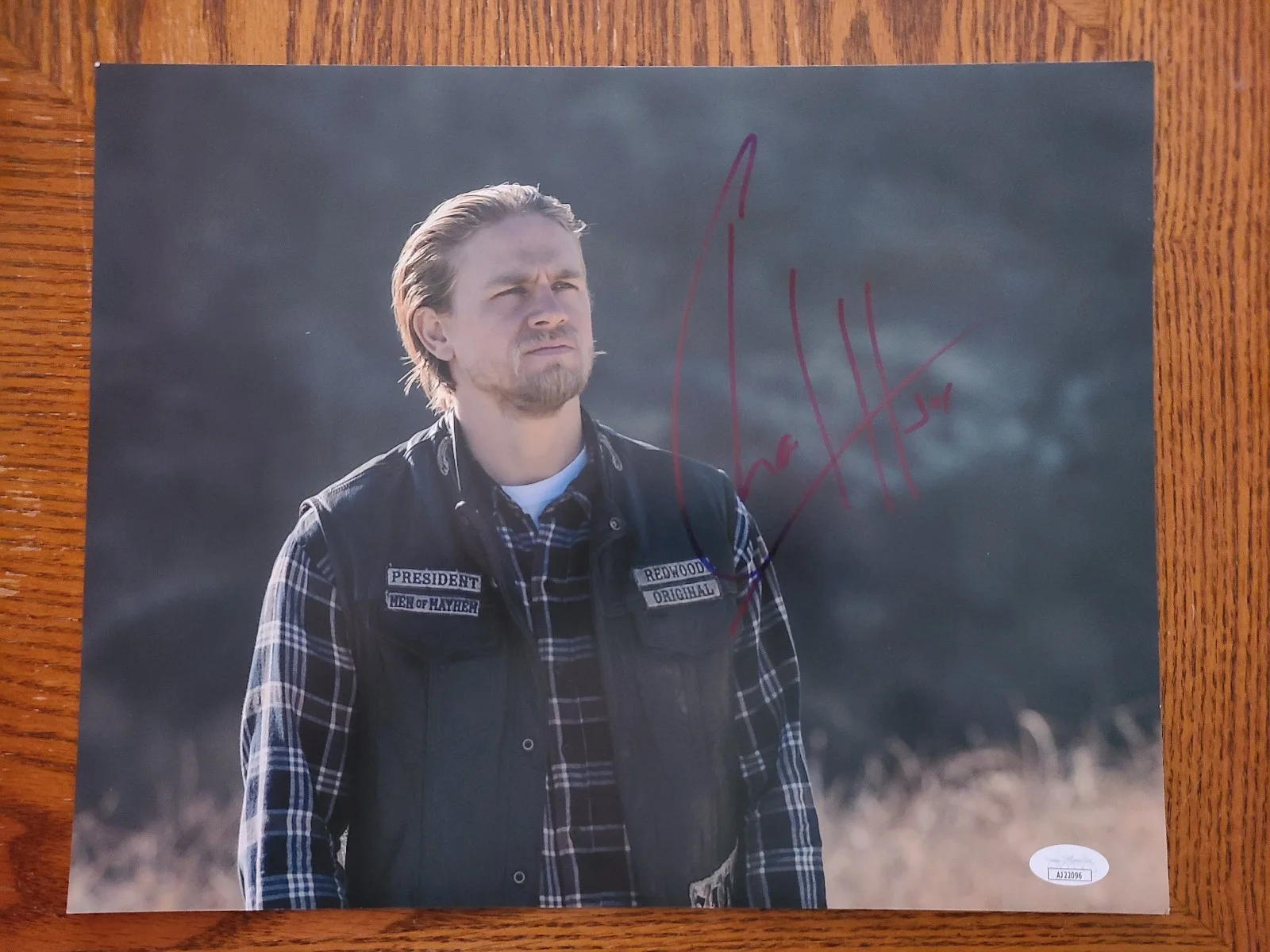 Charlie Hunnam — Charlie Hunnam Signed "Jax" from Sons of Anarchy 11x14 (JSA COA)