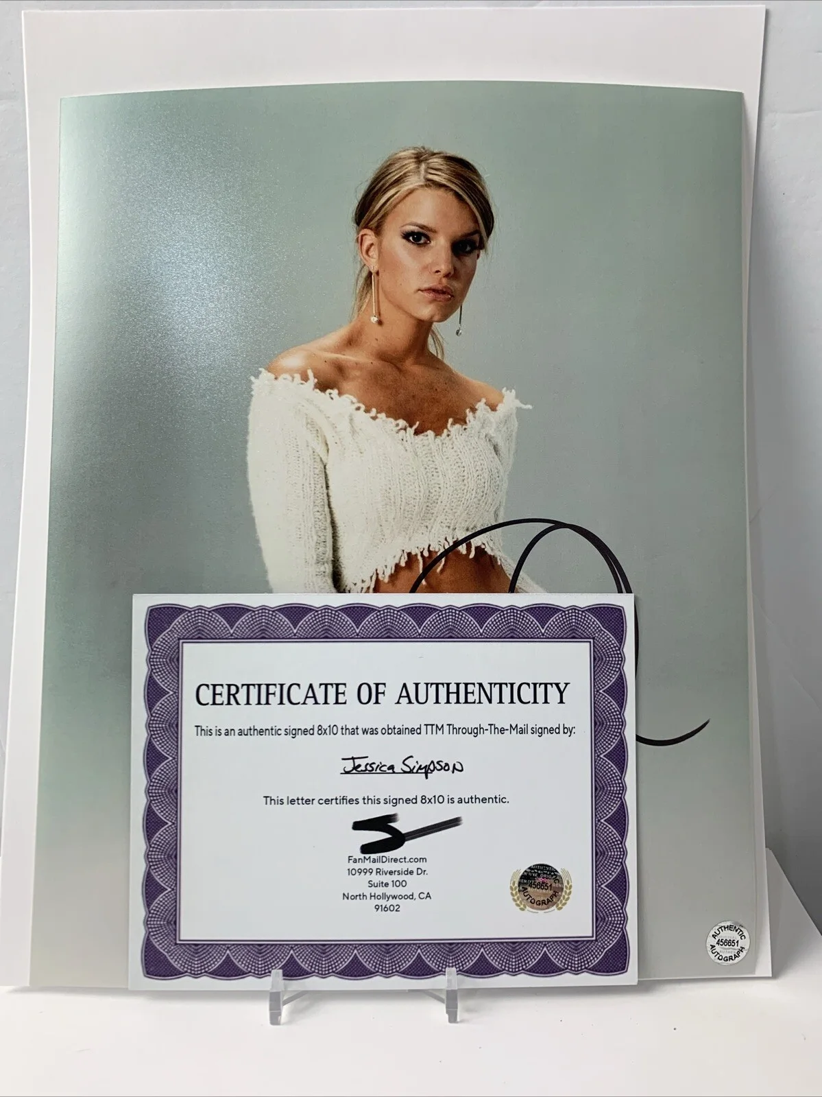 Jessica Simpson (Actress/Singer) signed Autographed 8x10 photo - AUTO with COA, image 2