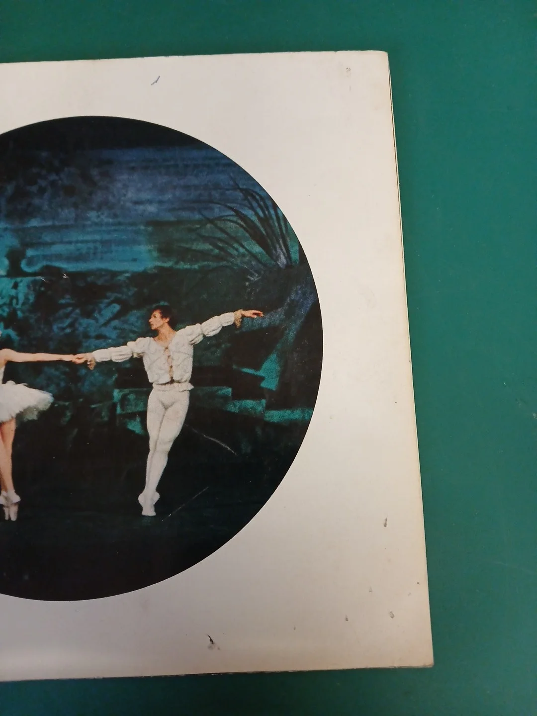 Original 1966 Cinema Programme, Fonteyn And Nureyev In Swan Lake, изображение 3