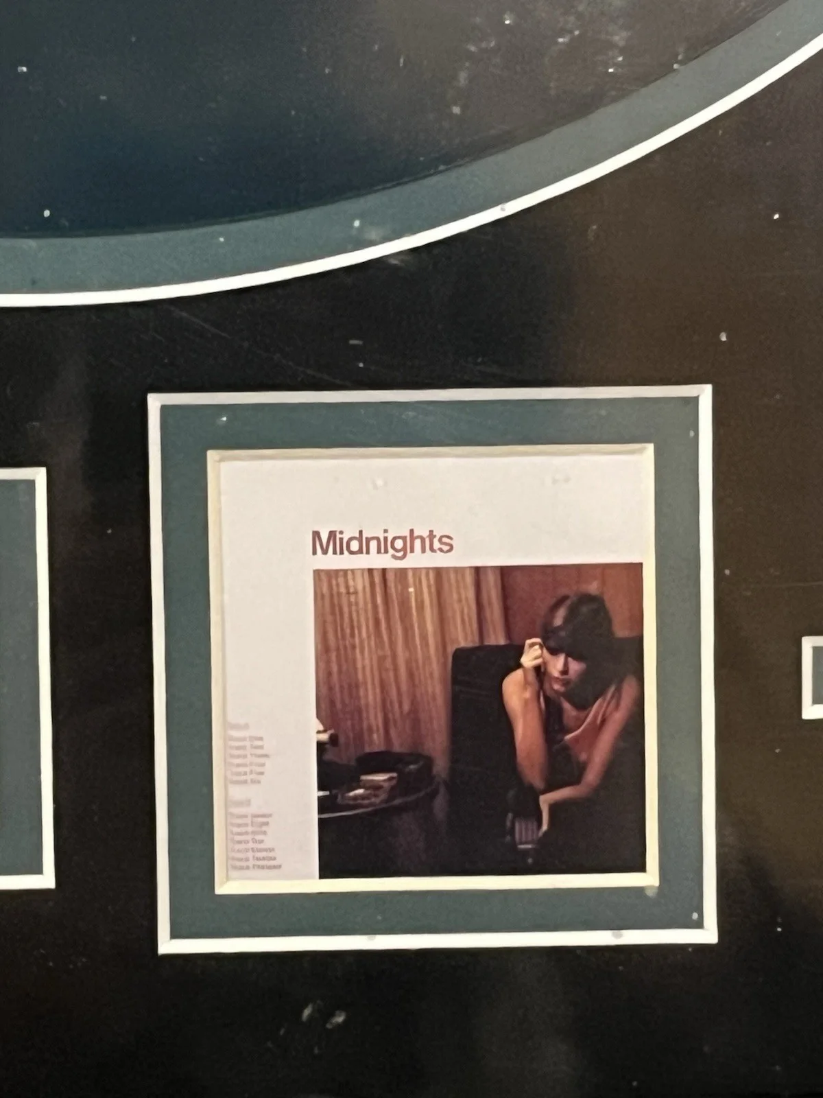 Taylor Swift Signed Autographed Midnights Album Vinyl Framed JSA COA, изображение 5