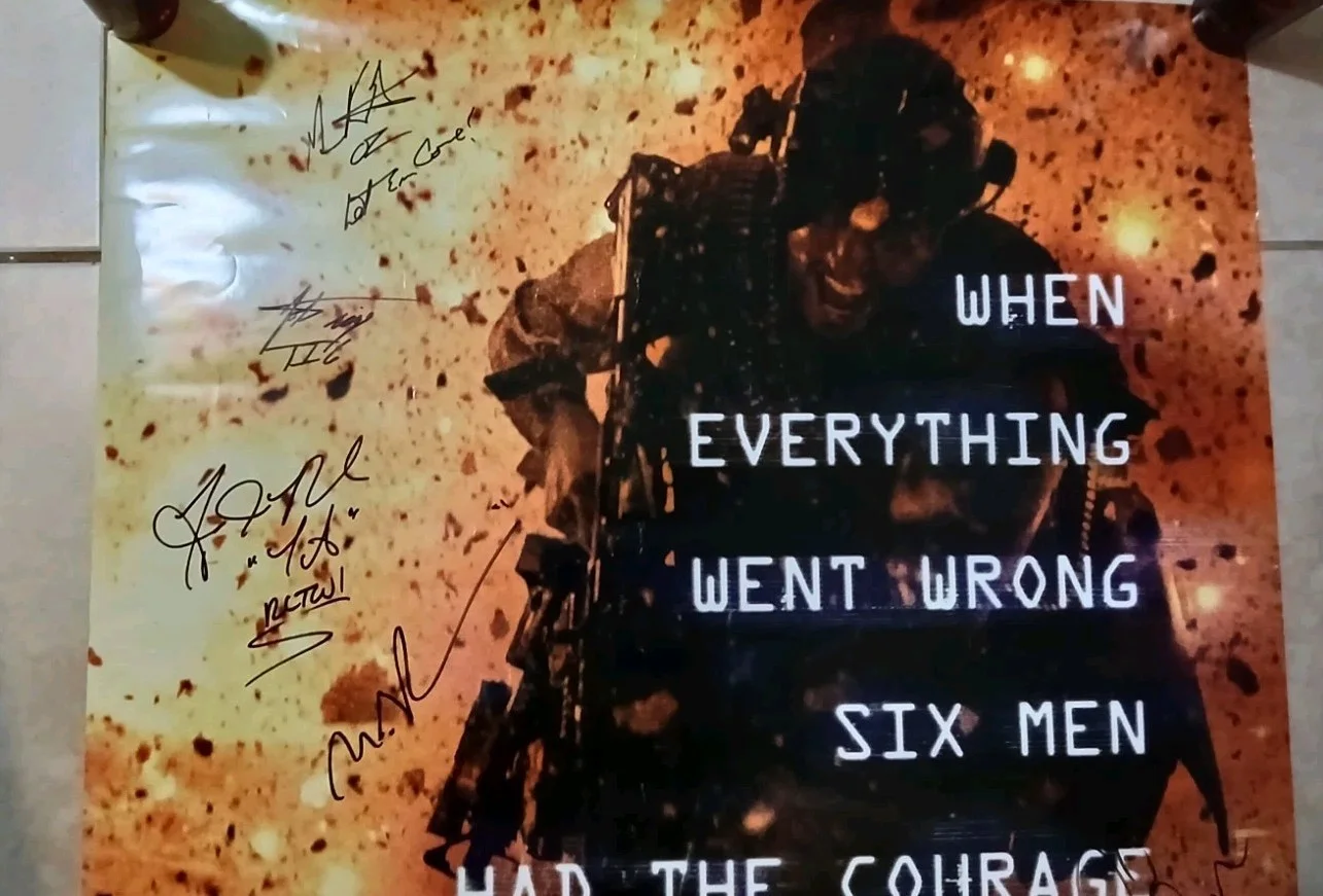 Cast Of 13 Hours — 13 HOURS MOVIE POSTER 27 x 40 HAND SIGNED 12 AUTOGRAPHS EBAY AUTHENTICATION, изображение 5