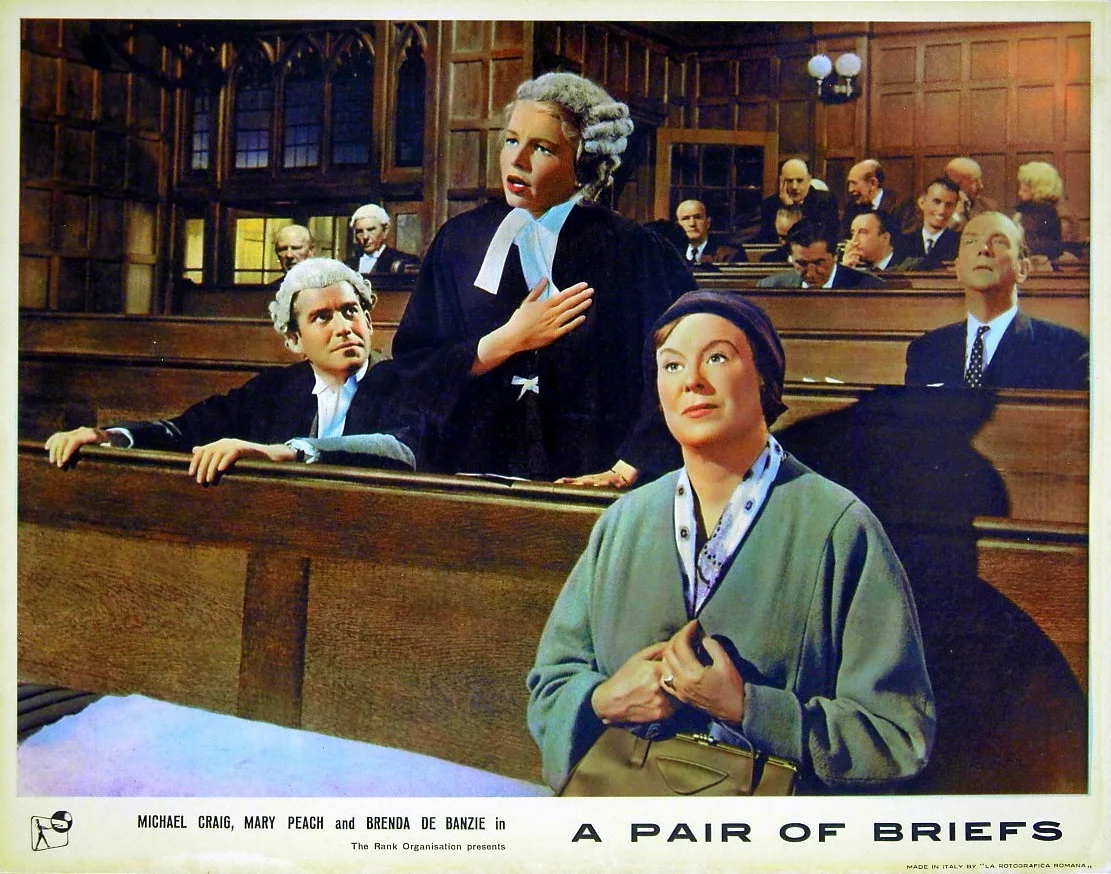 PAIR OF BRIEFS 1962 Michael Craig, James Robertson Justice, Liz Fraser LOBBY SET, изображение 5