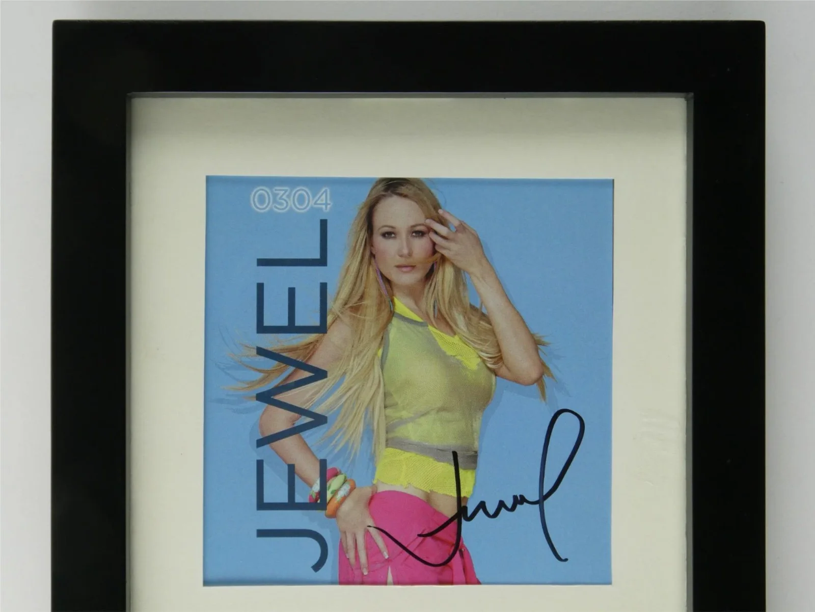 Jewel Signed CD Cover Framed Display Matted 0304, Autographed, 7.75x13.25, изображение 2