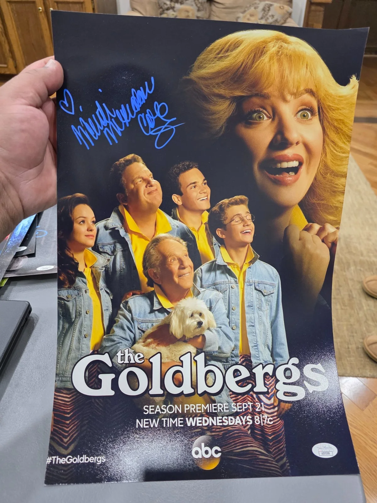 Wendi McLendon-Covey — Wendi McLendon-Covey "The Goldbergs" AUTOGRAPH Signed 'Beverly' 12x18 coa jsa
