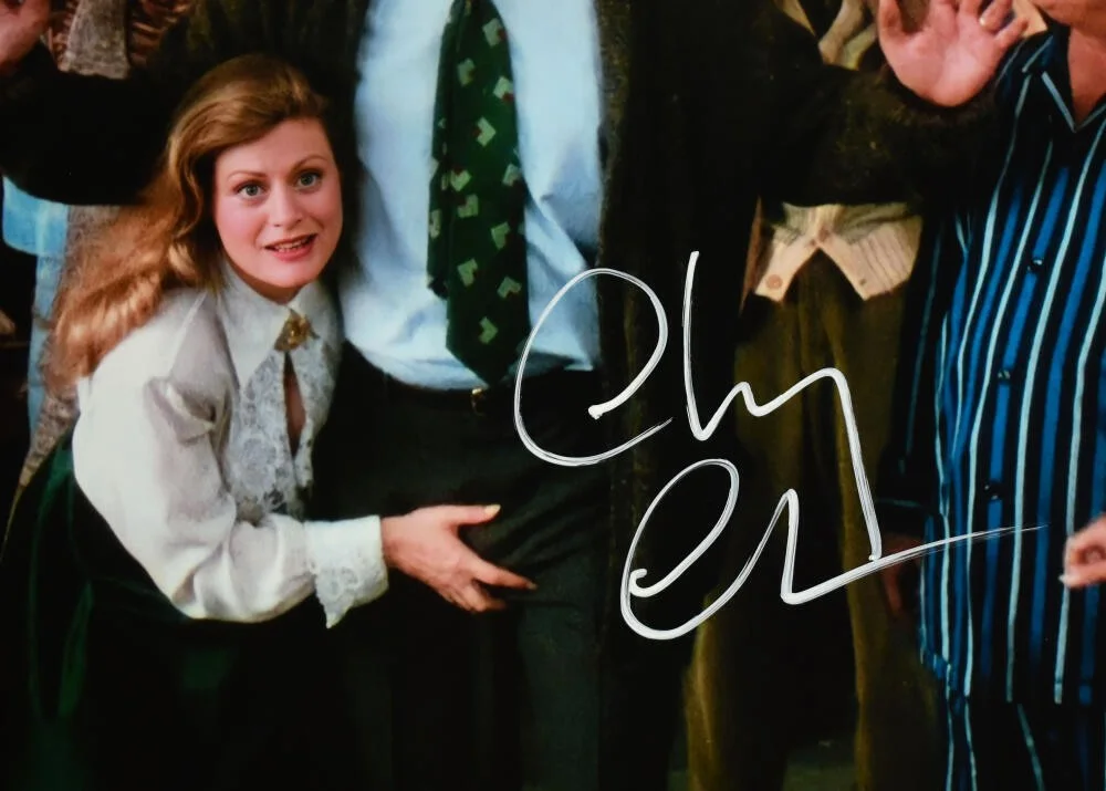 Chevy Chase — Chevy Chase Autographed 11x14 Christmas Vacation #2-Beckett W Hologram *White, изображение 2