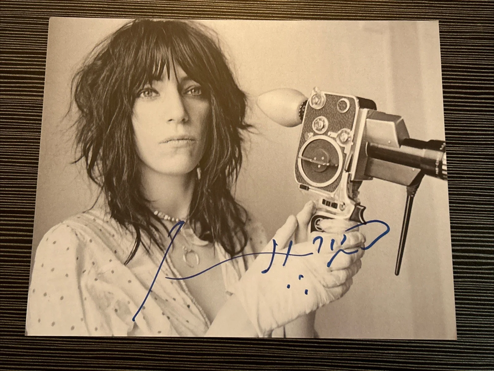 PATTI SMITH SINGER, SONGWRITER, POET SIGNED AUTOGRAPHED 8x10 PHOTO B, изображение 2