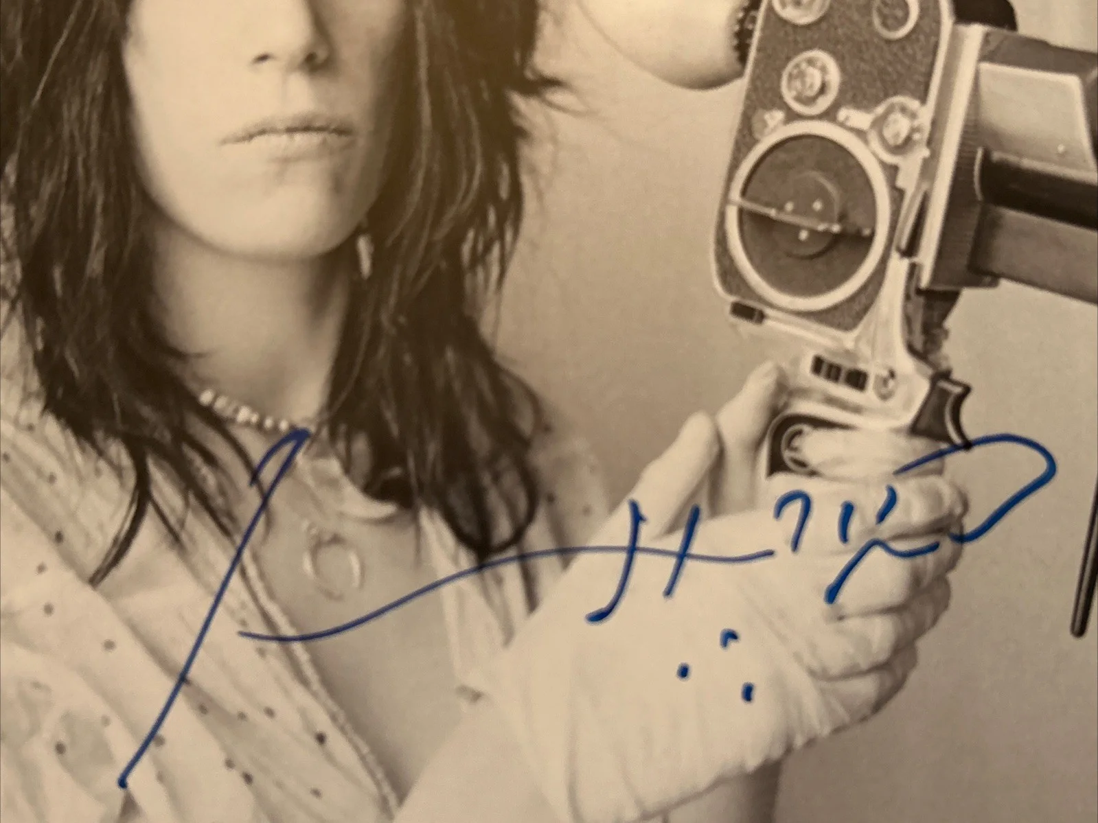 PATTI SMITH SINGER, SONGWRITER, POET SIGNED AUTOGRAPHED 8x10 PHOTO B, изображение 3