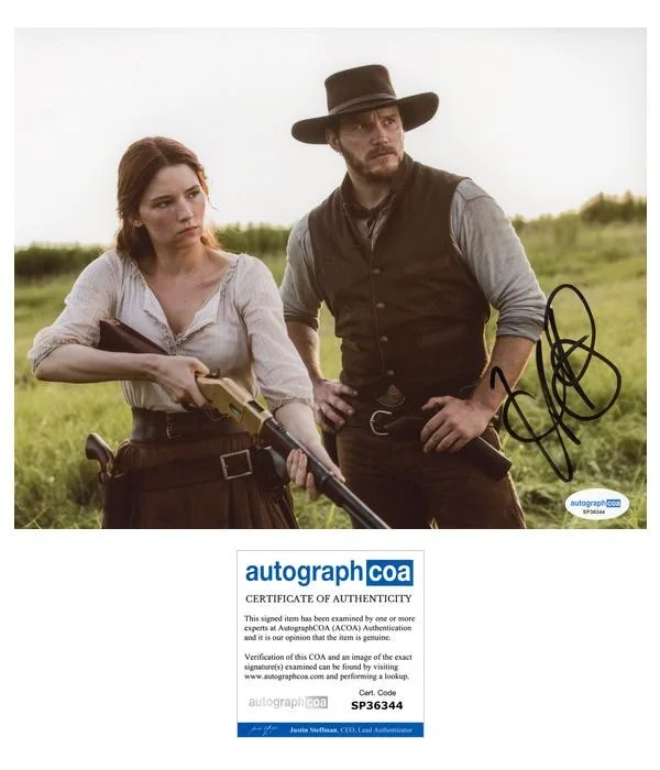 Haley Bennett — Haley Bennett "The Magnificent Seven" AUTOGRAPH Signed 'Emma' 8x10 Photo E ACOA