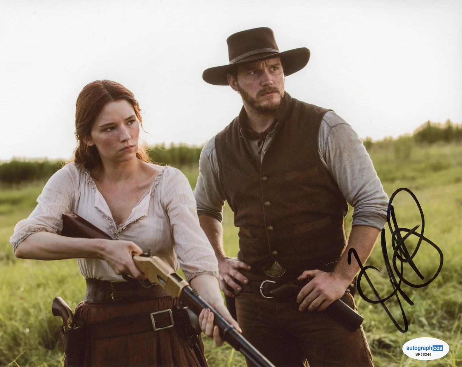 Haley Bennett — Haley Bennett "The Magnificent Seven" AUTOGRAPH Signed 'Emma' 8x10 Photo E ACOA, изображение 2