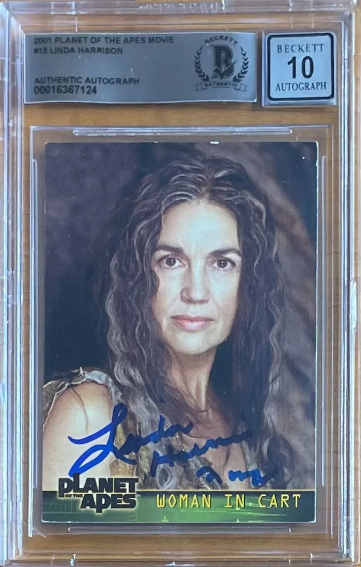 LINDA HARRISON — LINDA HARRISON SIGNED w/ LUNA 2001 PLANET OF THE APES MOVIE BAS BGS 10 AUTOGRAPH