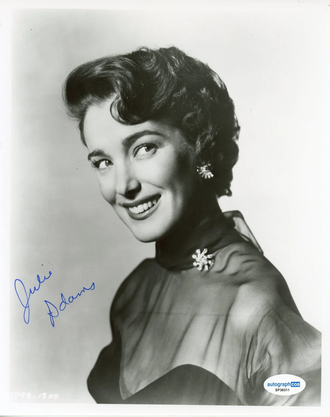 Julie Adams — Julie Adams "Creature from the Black Lagoon" AUTOGRAPH Signed 8x10 Photo ACOA, image 2