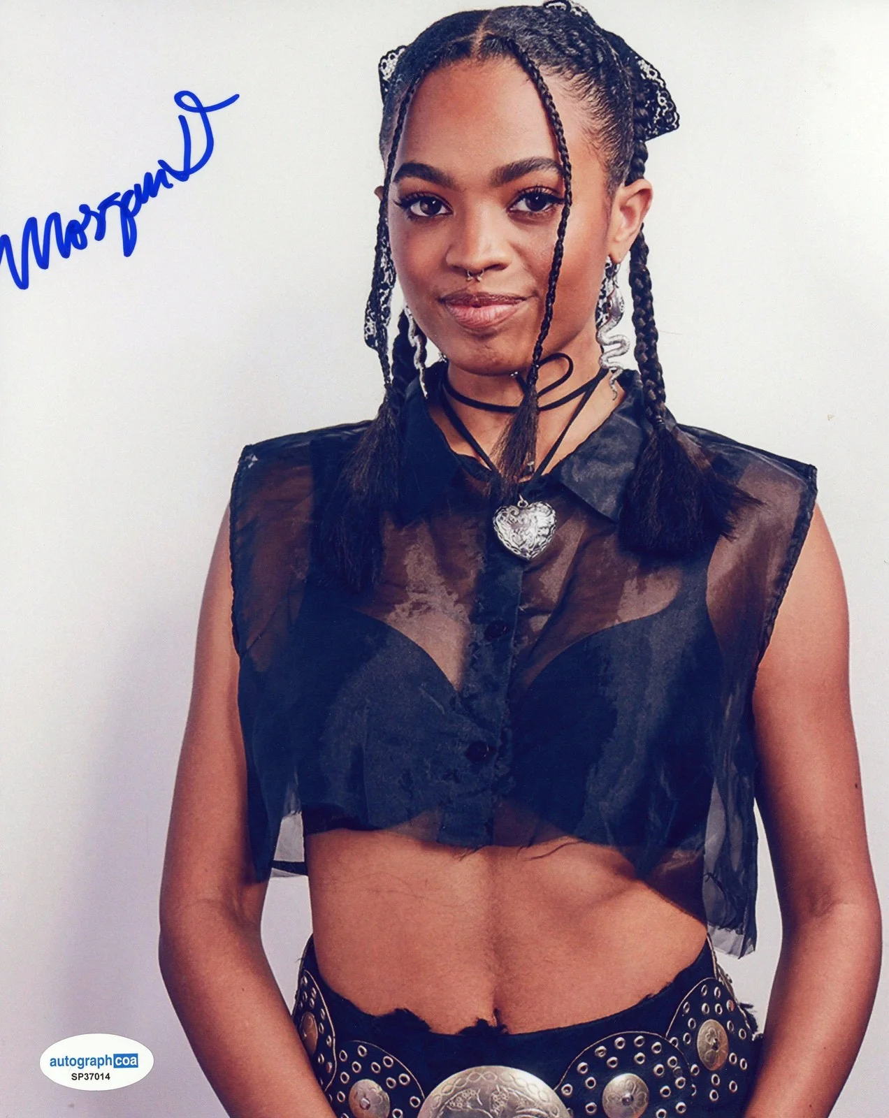 Morgan Dudley — Morgan Dudley "Descendants: The Rise of Red" AUTOGRAPH Signed 8x10 Photo ACOA, изображение 2