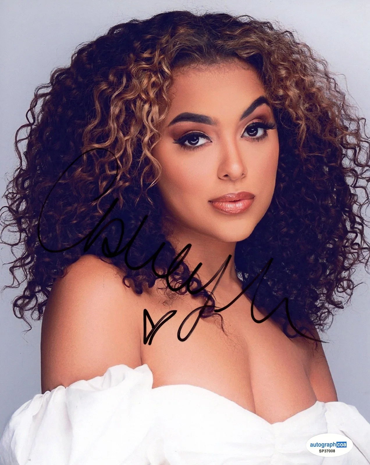 Ashley Nicole Moss — Ashley Nicole Moss "Triple Threat" AUTOGRAPH Signed CBS Sports 8x10 Photo ACOA, изображение 2