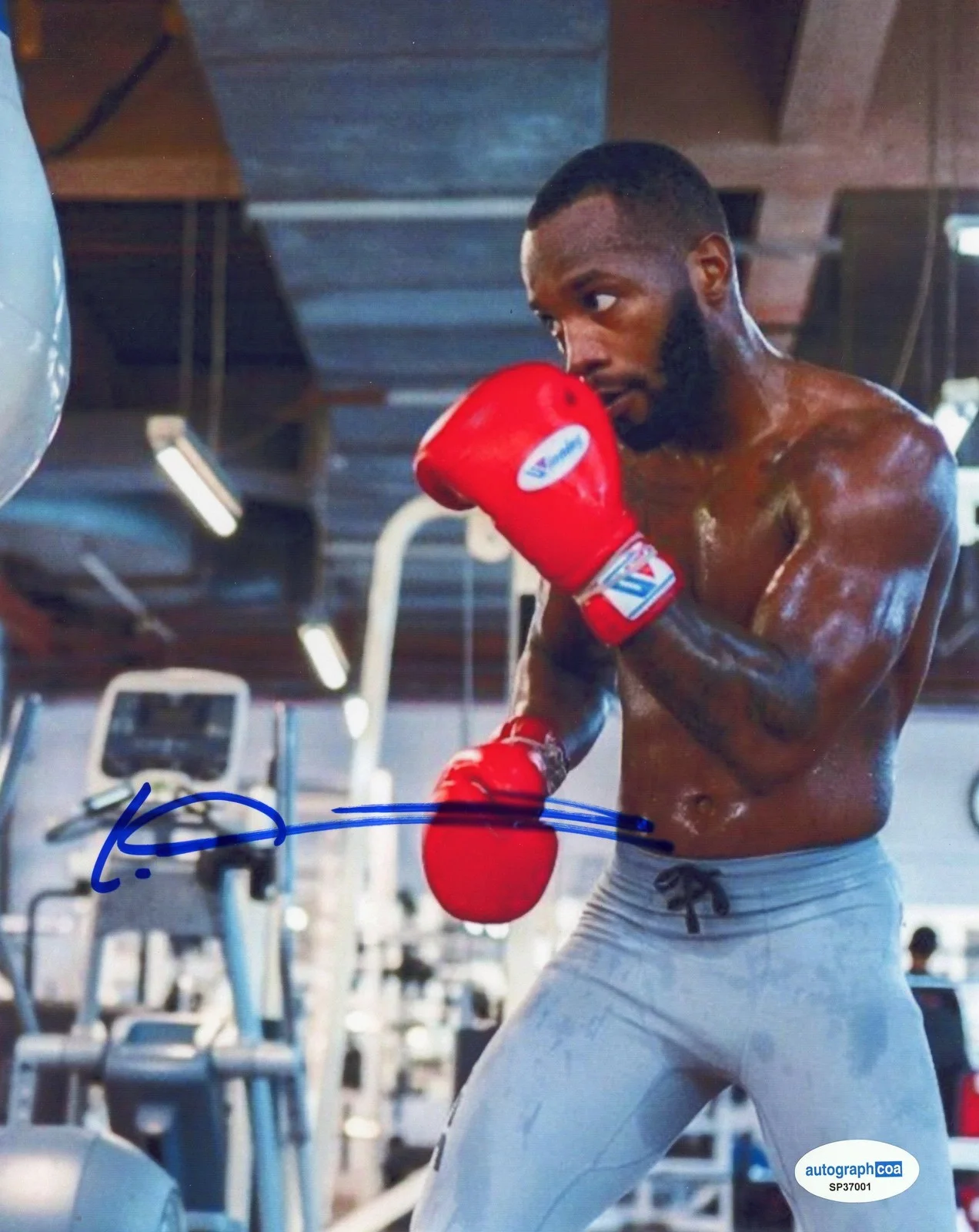 Leon Edwards — Leon Edwards "Rocky" AUTOGRAPH Signed UFC Fighter MMA 8x10 Photo ACOA, image 2
