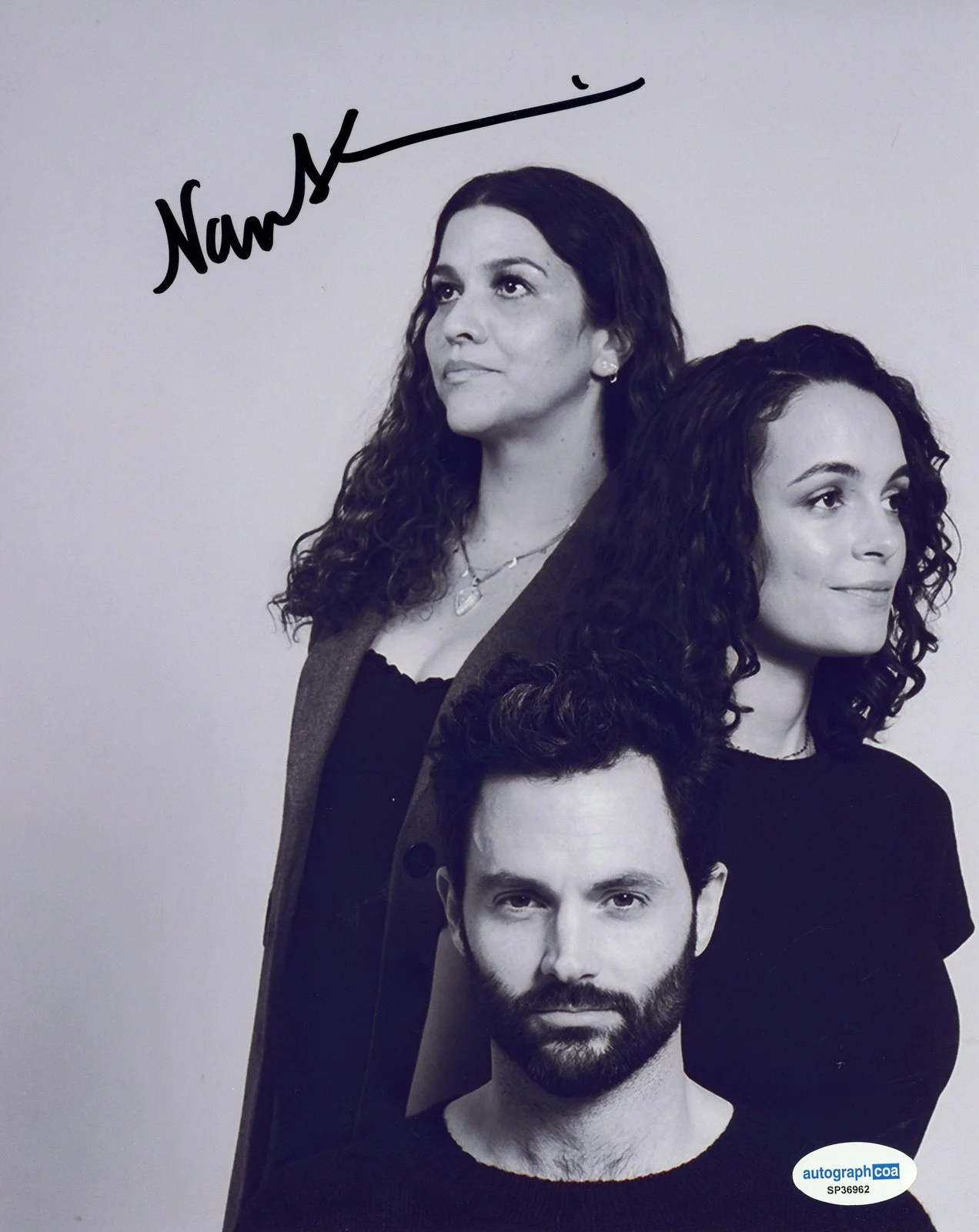 Nava Kavelin — Nava Kavelin "PodCrushed" Podcaster AUTOGRAPH Signed 8x10 Photo ACOA, изображение 2