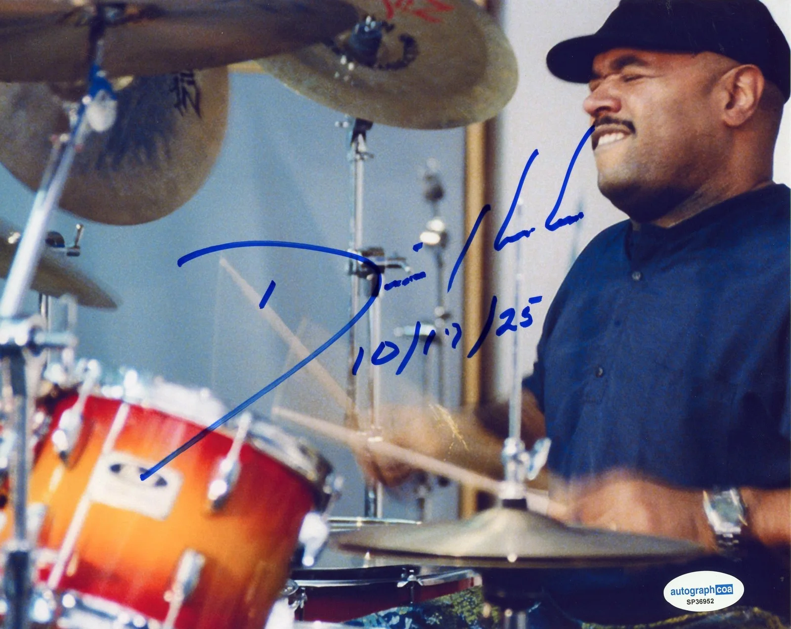 Dennis Chambers — Dennis Chambers "Sugar Hill" Drummer AUTOGRAPH Signed 8x10 Photo ACOA, изображение 2