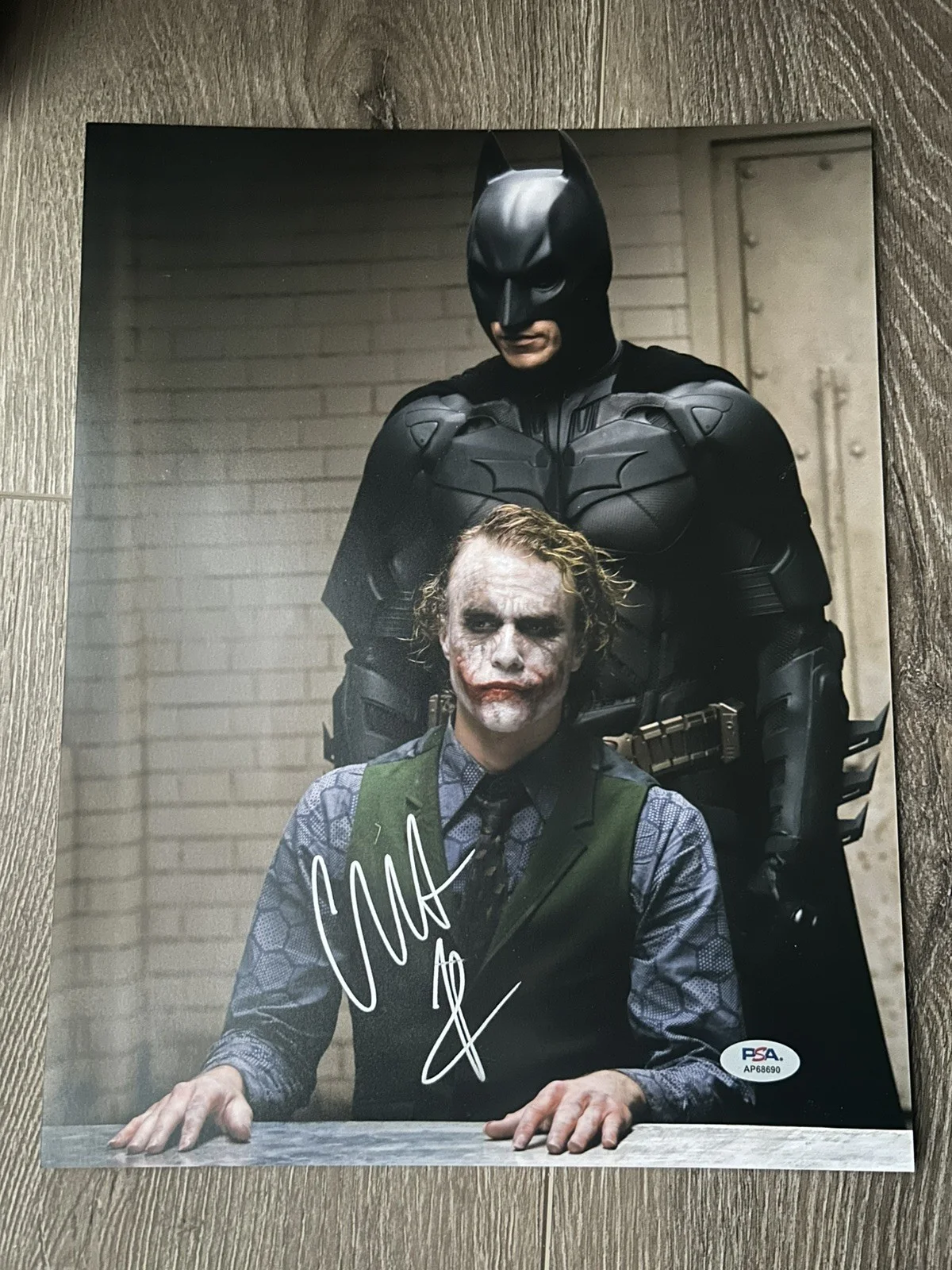 Christian Bale — Batman Christian Bale Signed Dark Knight Heath Ledger 11 X 14 PSA, image 3
