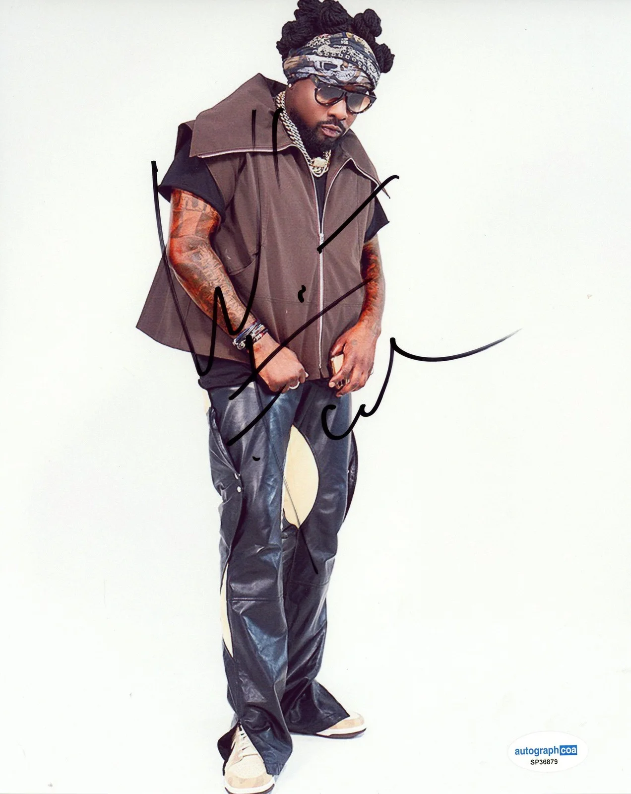 Wale — Wale "Ambition" Rapper AUTOGRAPH Signed Autographed 8x10 Photo B ACOA, изображение 2