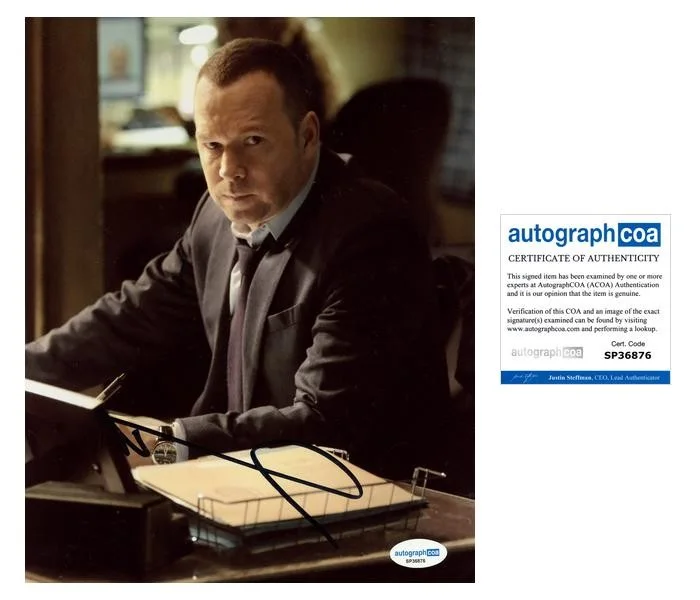 Donnie Wahlberg — Donnie Wahlberg "Blue Bloods" AUTOGRAPH Signed 'Danny Reagan' 8x10 Photo G ACOA