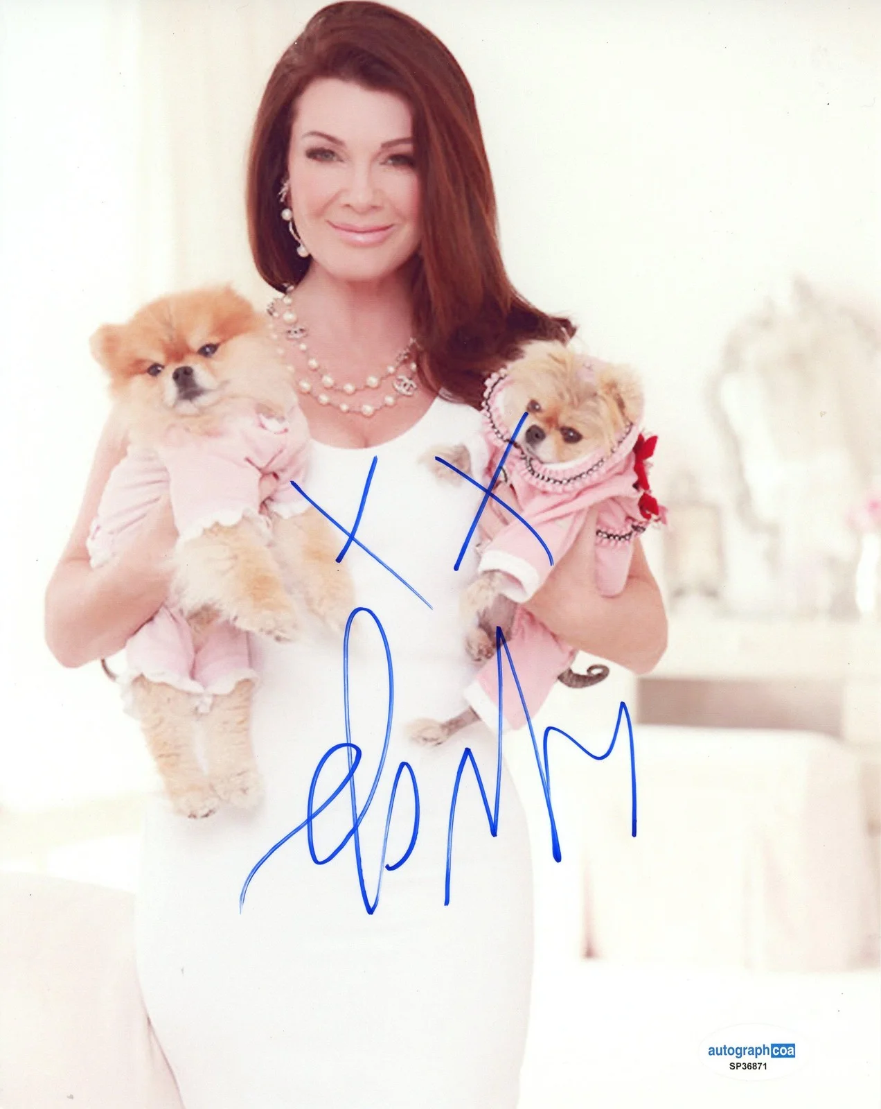 Lisa Vanderpump — Lisa Vanderpump "Vanderpump Rules" AUTOGRAPH Signed 8x10 Photo ACOA, image 2