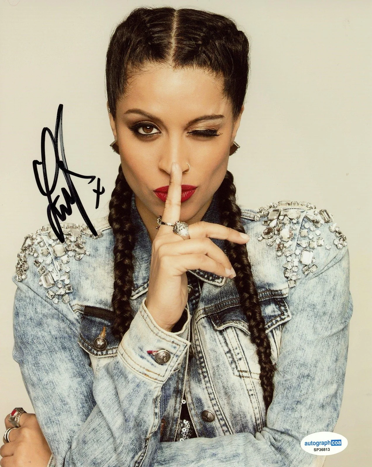 Lilly Singh — Lilly Singh "A Little Late with Lilly Singh" AUTOGRAPH Signed 8x10 Photo C ACOA, image 2