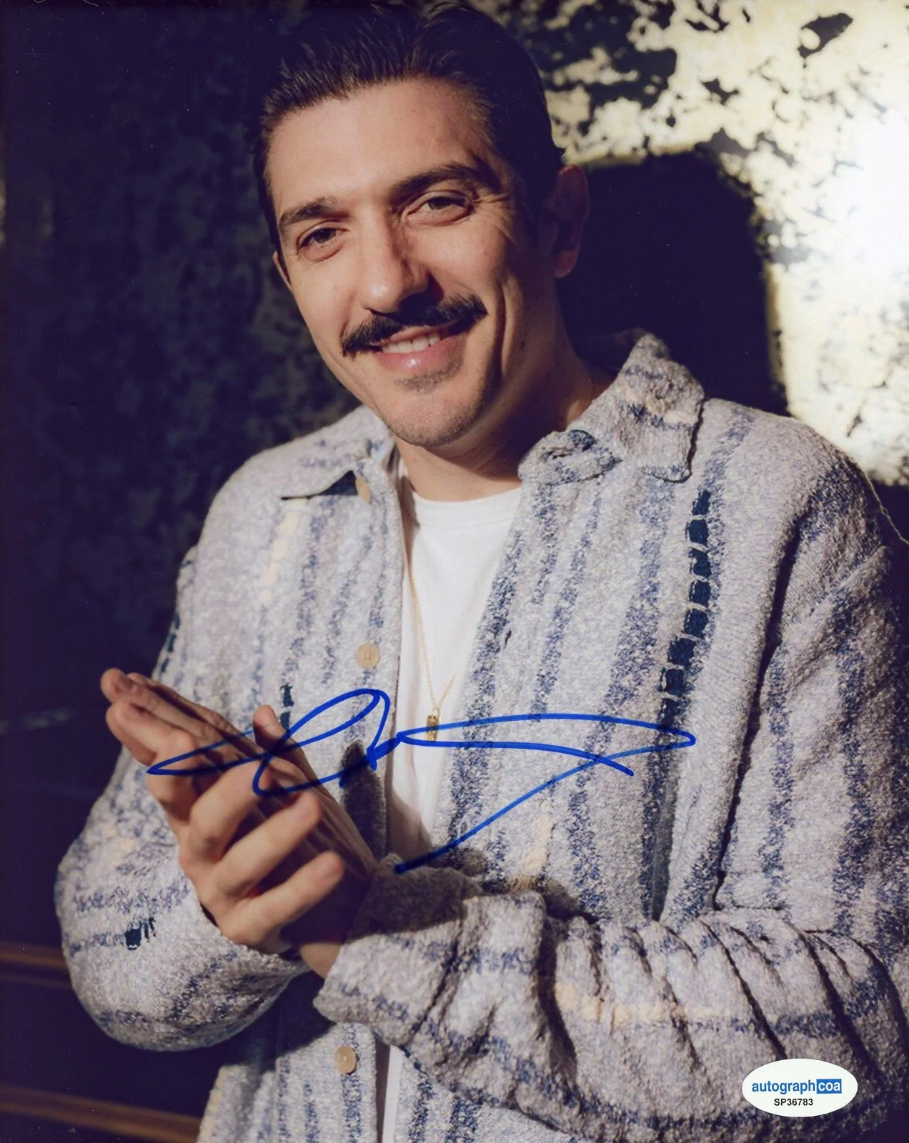 Andrew Schulz — Andrew Schulz "Infamous" Comedian AUTOGRAPH Signed Autographed 8x10 Photo ACOA, изображение 2