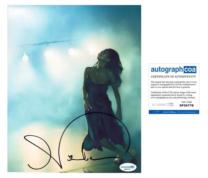 Nicole Scherzinger — Nicole Scherzinger "Sunset Blvd." AUTOGRAPH Signed 'Norma' 8x10 Photo B ACOA