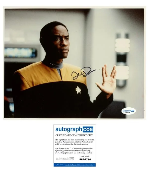 Tim Russ — Tim Russ "Star Trek: Voyager" AUTOGRAPH Signed 'Officer Tuvok' 8x10 Photo B ACOA