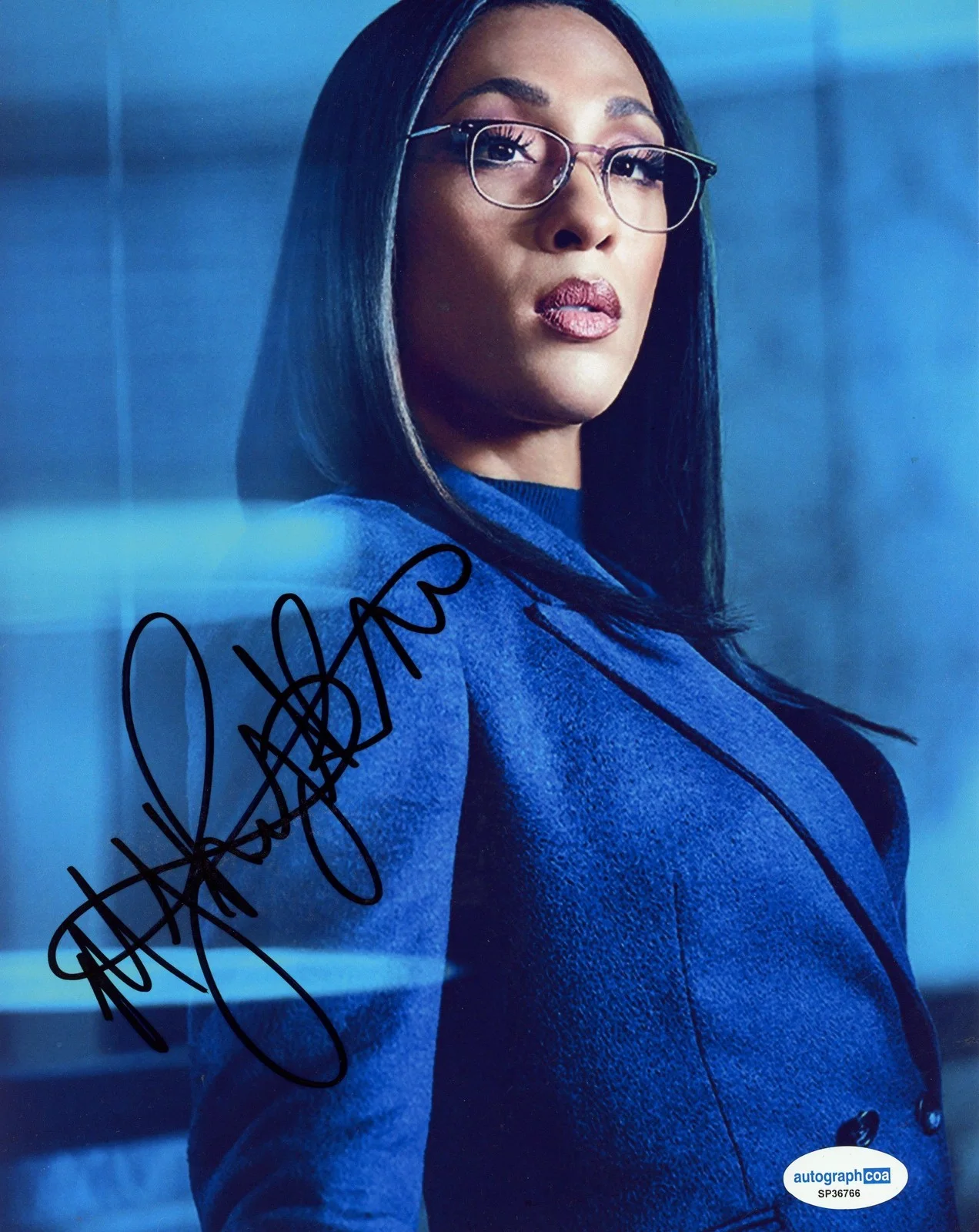 Michaela Jae Rodriguez — Michaela Jae (MJ) Rodriguez "American Horror Story" AUTOGRAPH Signed 8x10 Photo, image 2