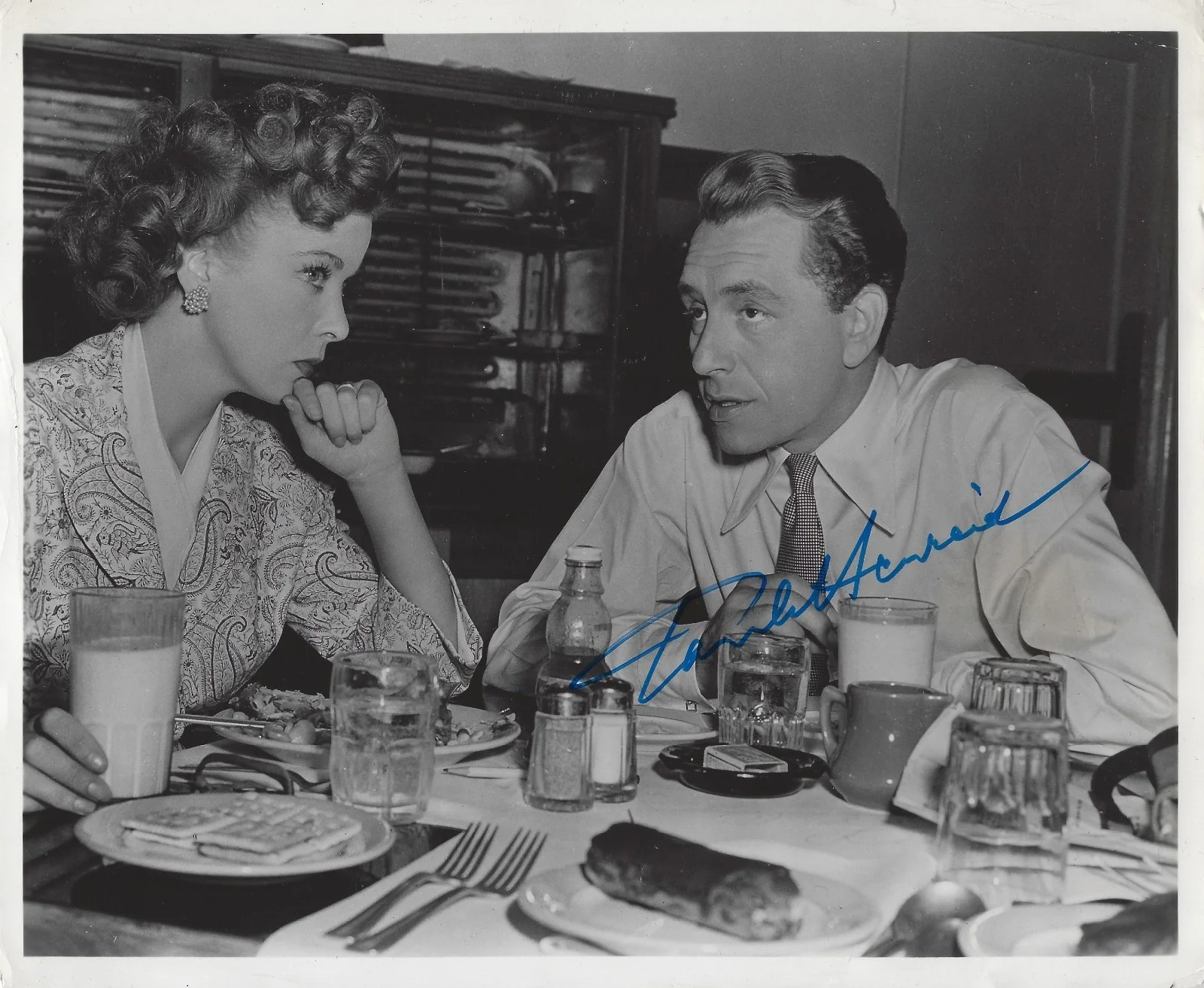 Paul Henreid — Vintage PAUL HENREID Signed 8 x 10 Photo Ida Lupino In Our Time