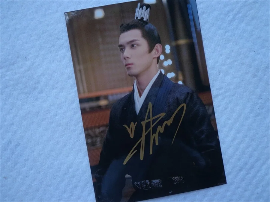 Zhao Lusi, Wulei — Love Like The Galaxy Zhao Lusi Wulei Autographed Signature Photo 6" Signed Photo