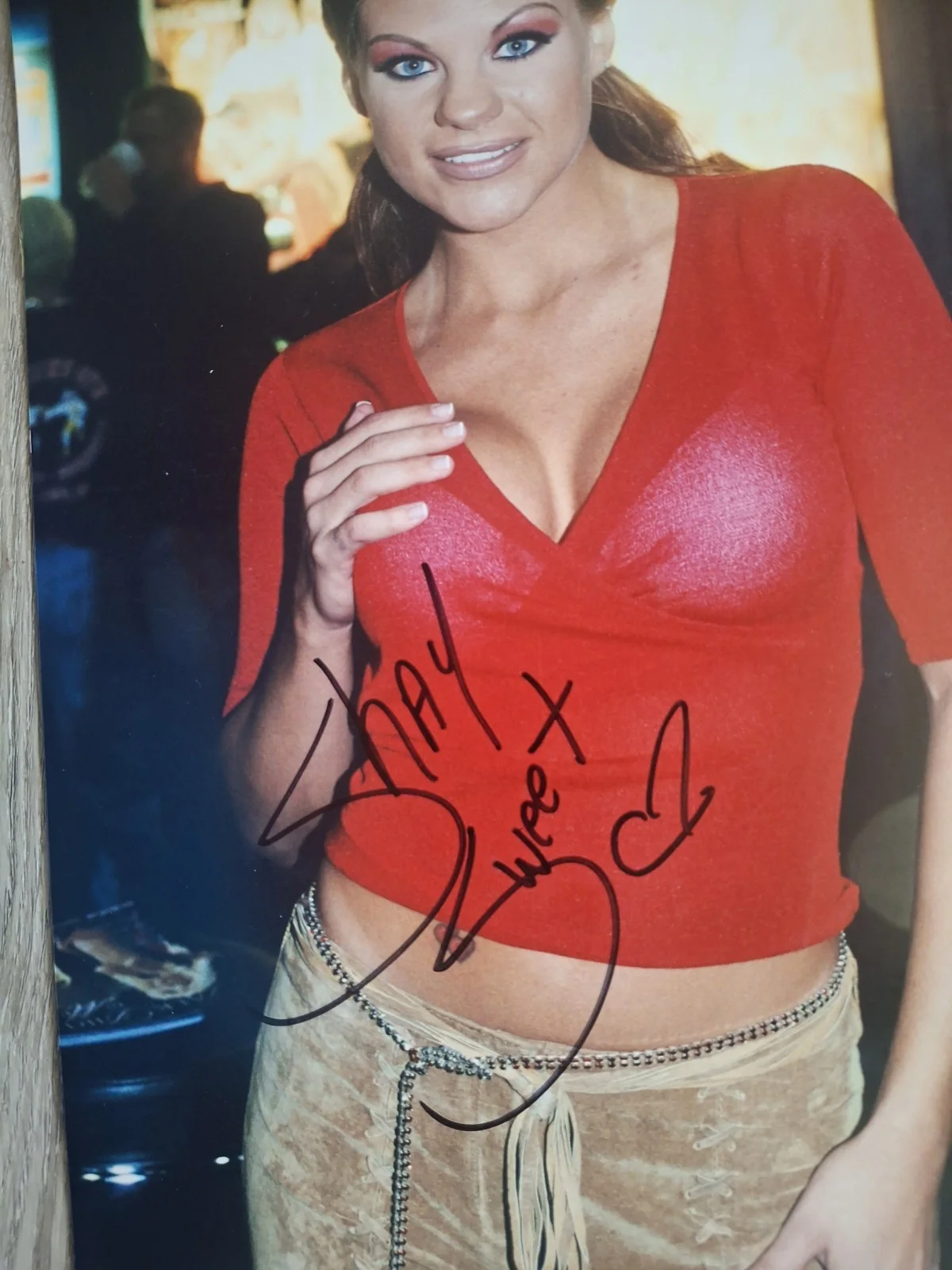 SHAY SWEET Signed 8x12" Original PHOTO #2 - Hottie In RED, изображение 2