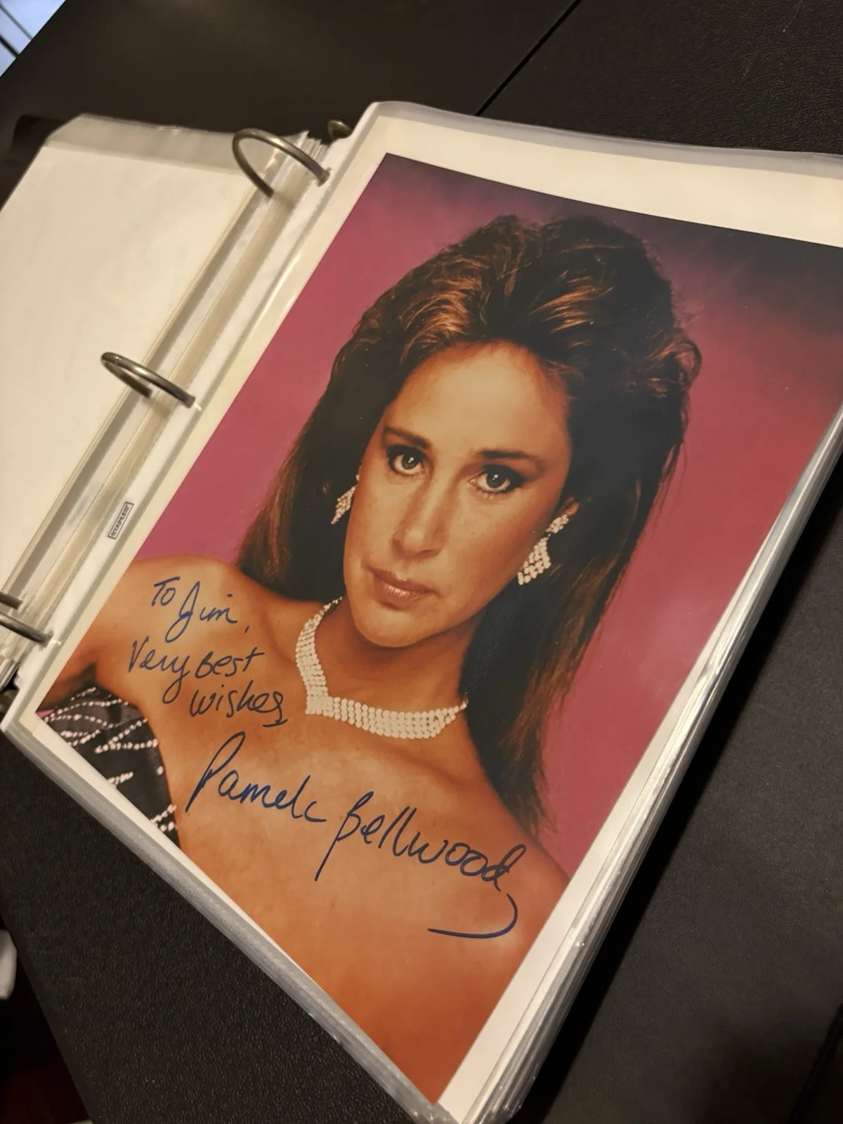 Pamela Bellwood Signed 8x10 Color Photo - Dynasty Promo, изображение 2